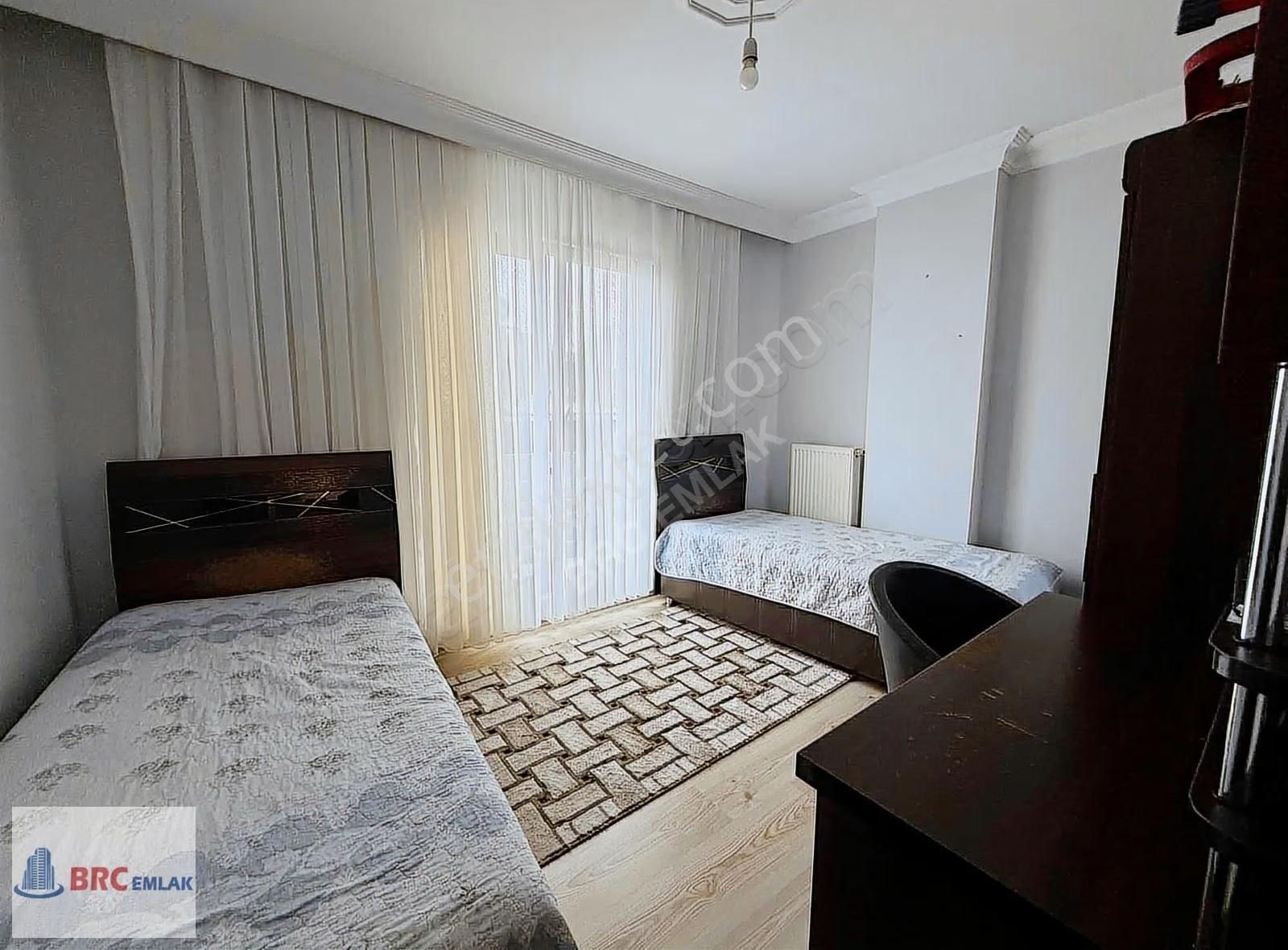 Sultangazi Cumhuriyet Mahallesinde Dubleks İki Ayrı Giriş Daire - Görsel 31