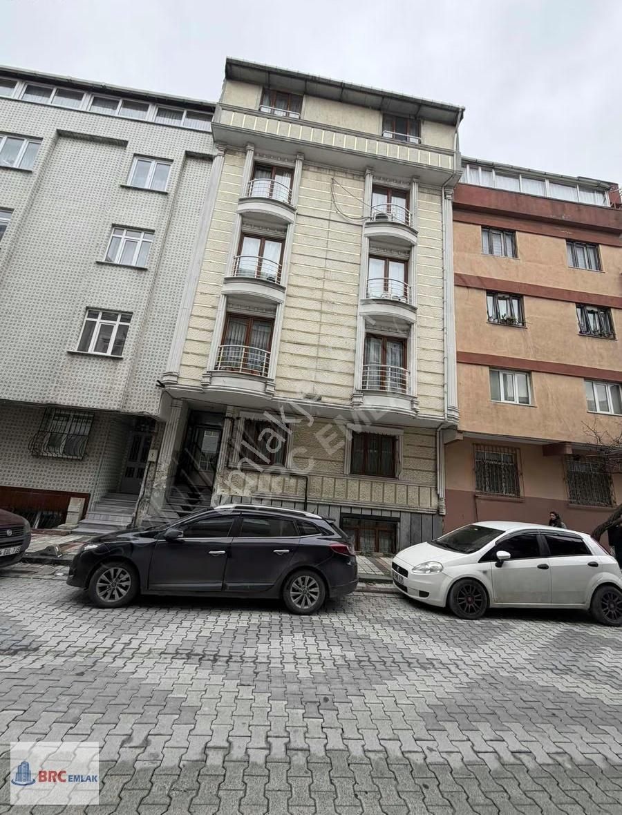 Sultangazi Cumhuriyet Mahallesinde Dubleks İki Ayrı Giriş Daire - Görsel 8
