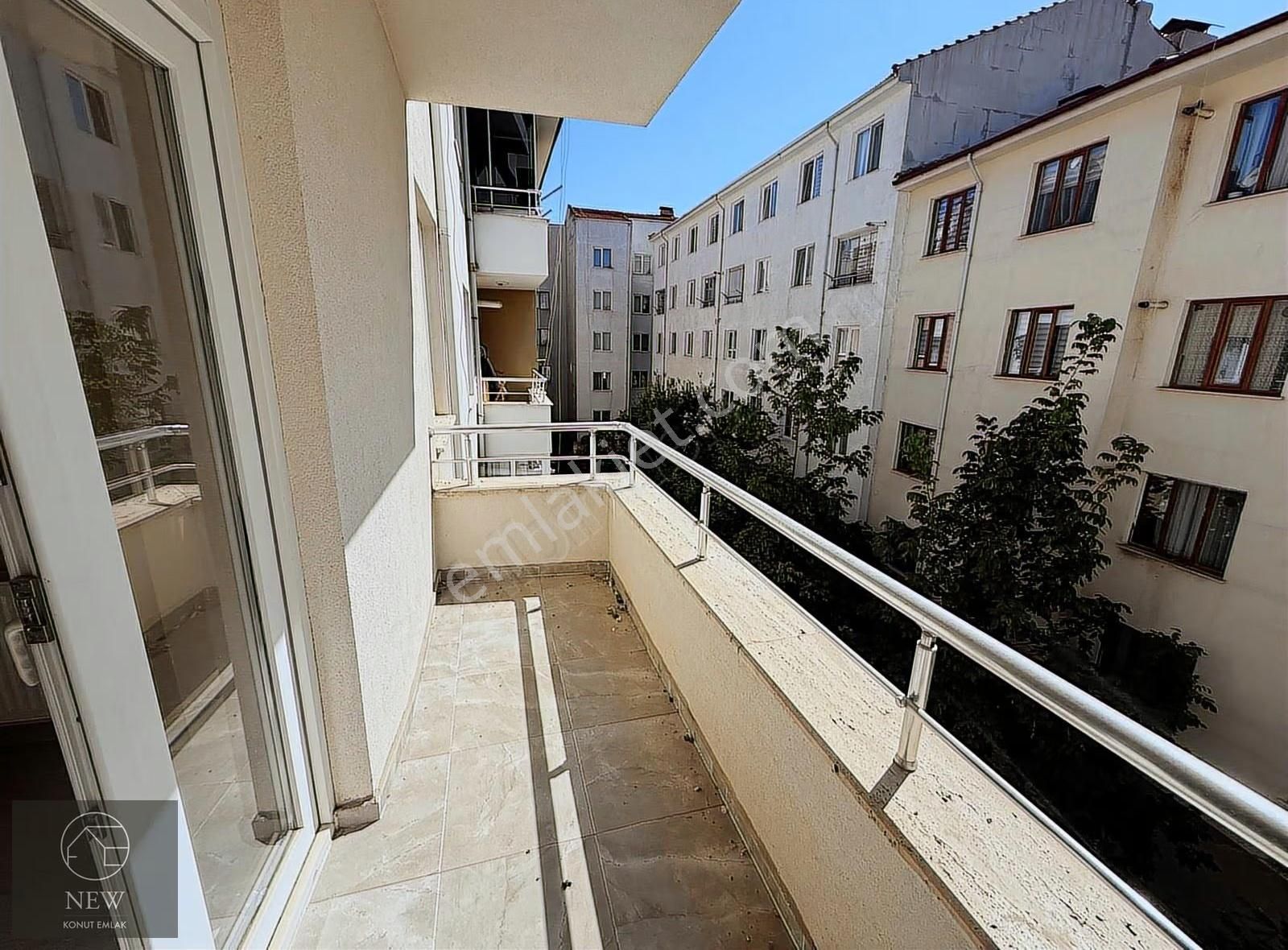 New Emlak'tan Fatih De Kiralık Kilerli ,geniş 2+1 Daire - Görsel 10