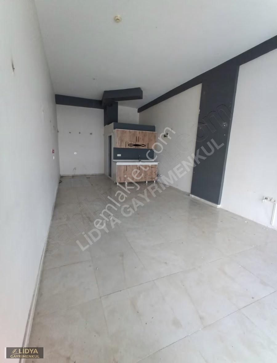 Hastane Caddesi Satılık Dükkan - Görsel 18