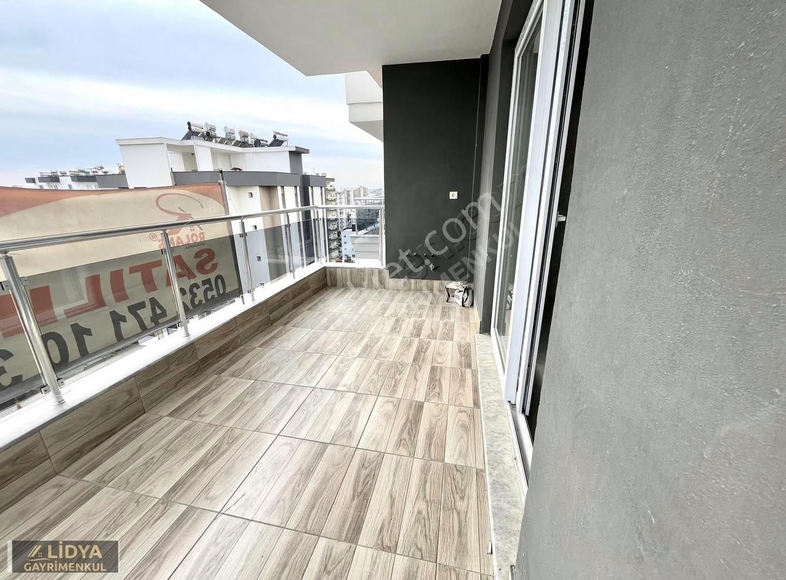 Yukarı Alata'da Havuzlu Bağımsız Mutfaklı 2+1 Satılık Daire - Görsel 5