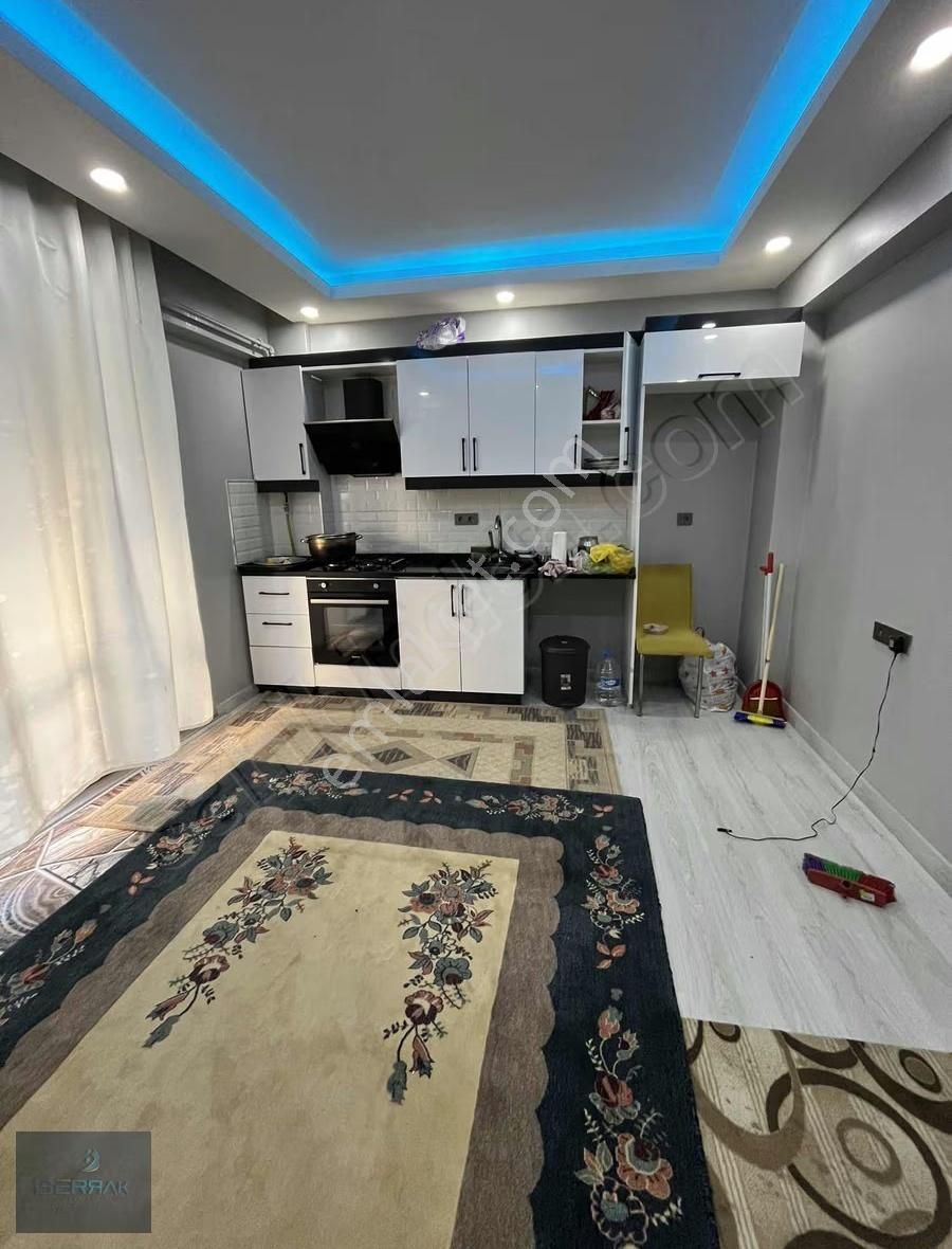 Çorlu Rumeli Mah. Mekke Camii Yakınında Satılık Kiracılı 1+1 Dai