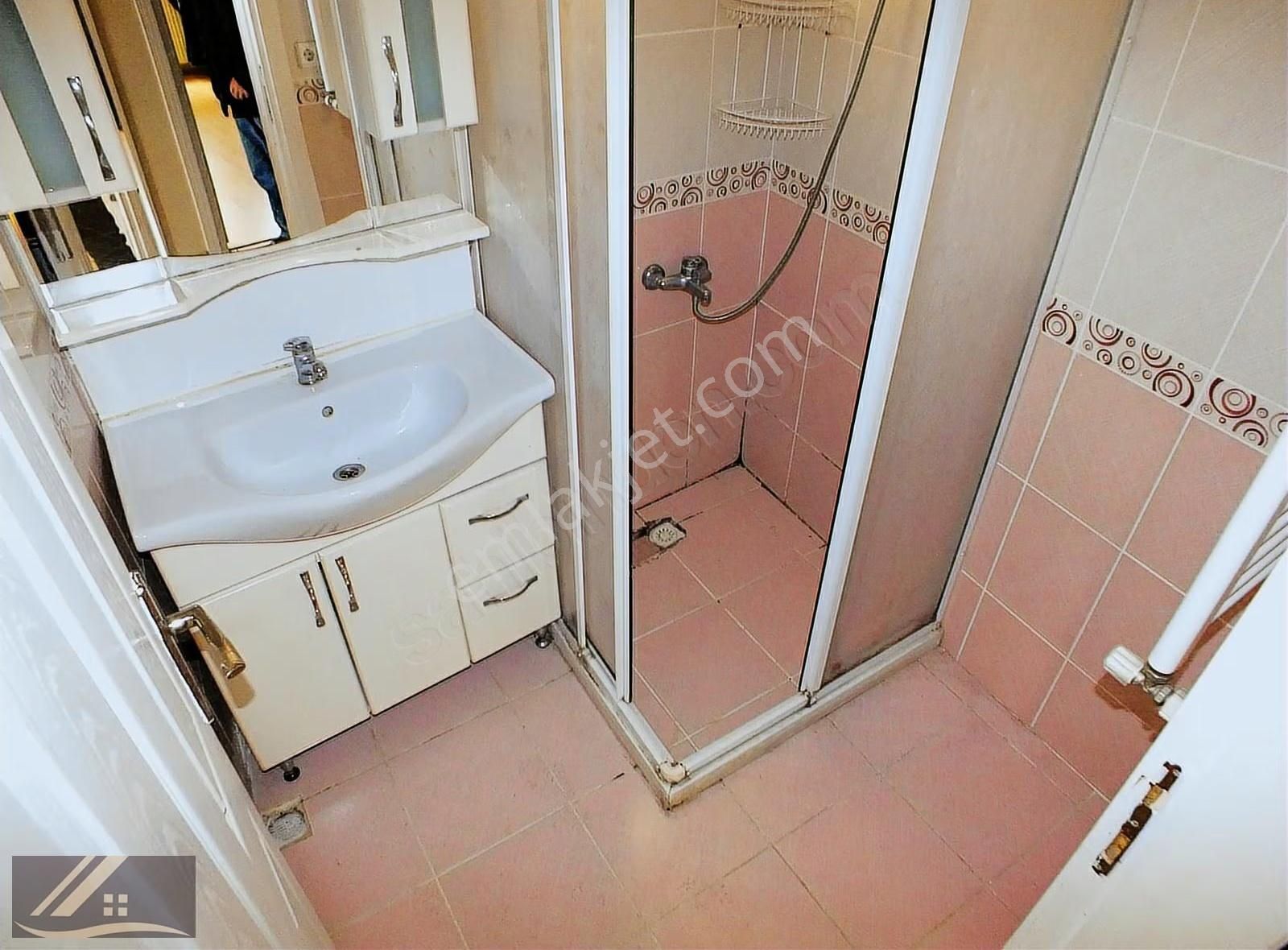 Mislife'tan Yeşilpınar Girne Caddesinde 2.kat 2+1 90 M2 Balkonlu - Görsel 29