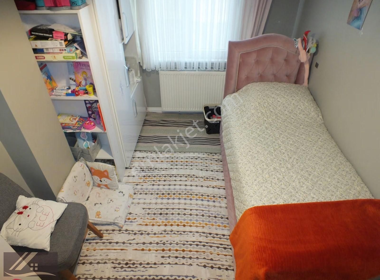 Mislife'tan Yeşilpınar Girne Caddesinde 1.kat 2+1 85 M2 Balkonlu - Görsel 9