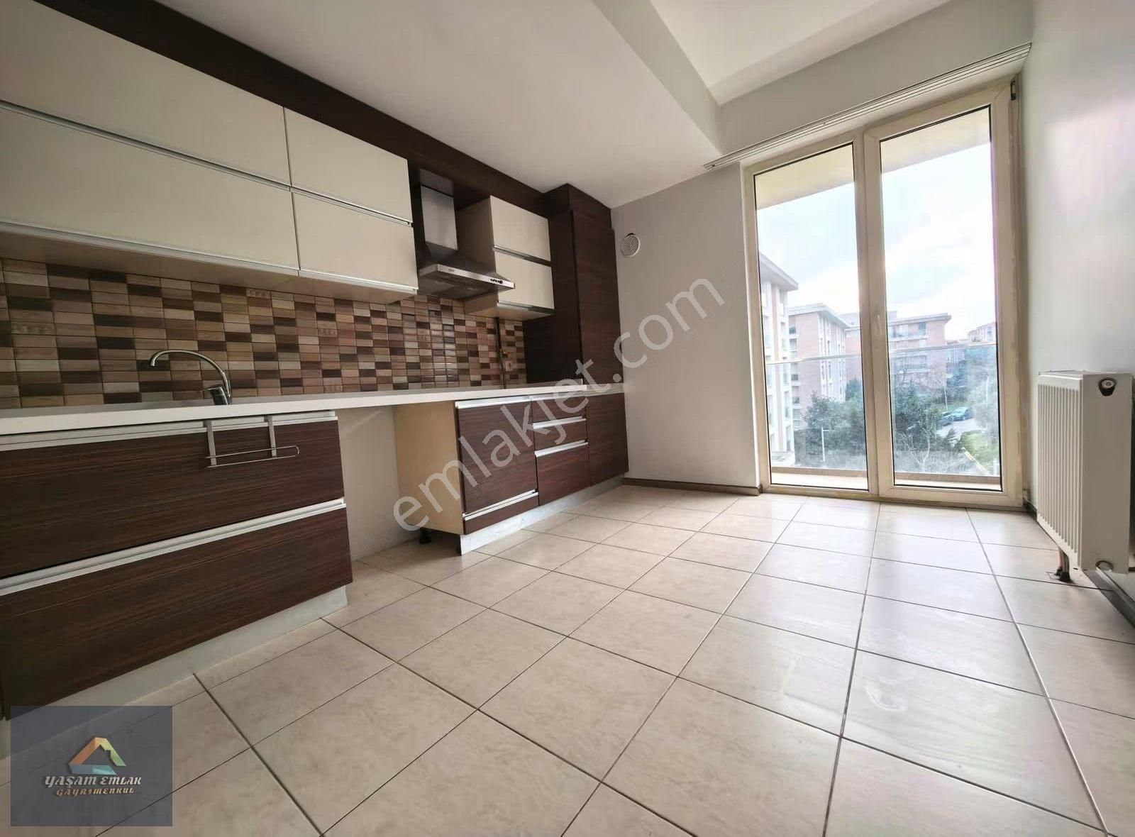 Yaşam'dan Crystal Park Sitesi Ara Kat 3+1 E. Banyolu Lüks Daire - Görsel 3