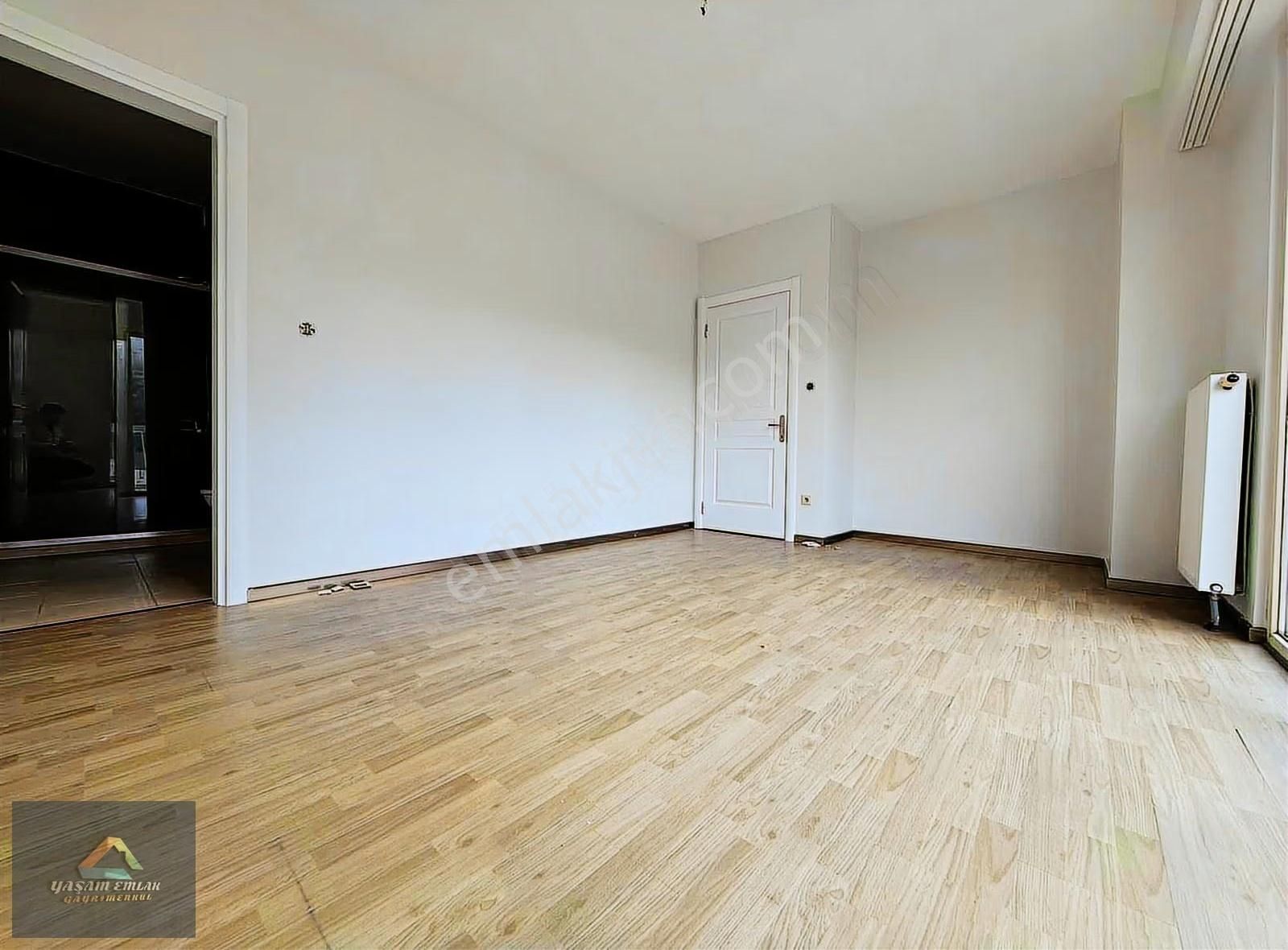 Yaşam'dan Crystal Park Sitesi Ara Kat 3+1 E. Banyolu Lüks Daire - Görsel 2