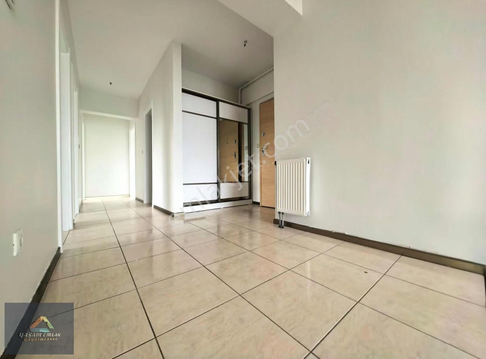Yaşam'dan Crystal Park Sitesi Ara Kat 3+1 E. Banyolu Lüks Daire - Görsel 24