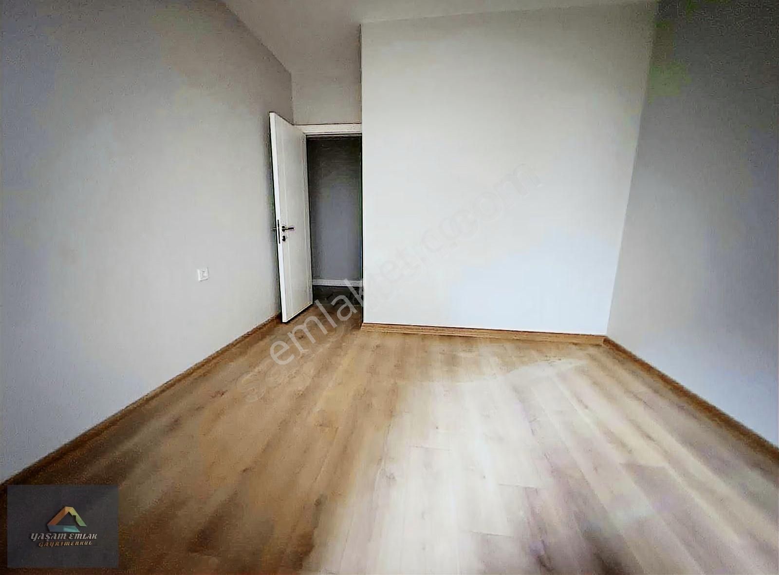Yaşam'dan Siltaş Panorama Sitesi Satılık 2+1 Babçe Katı - Görsel 13