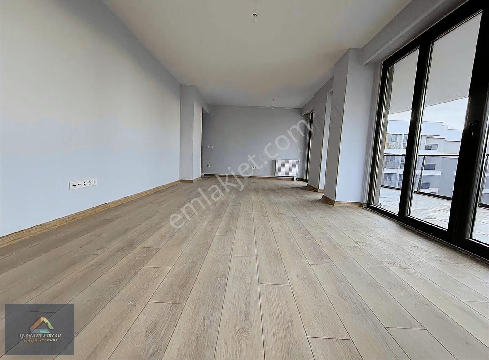 Yaşam'dan Siltaş Panorama Sitesi Satılık 4,5+1 Arakat Lüks Daire - Görsel 16