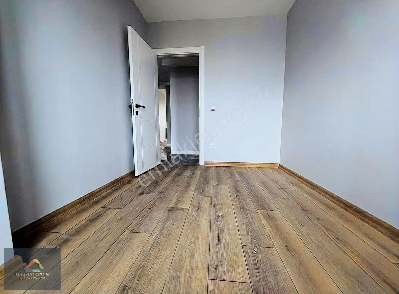 Yaşam'dan Siltaş Panorama Sitesi Satılık 4,5+1 Arakat Lüks Daire - Görsel 31