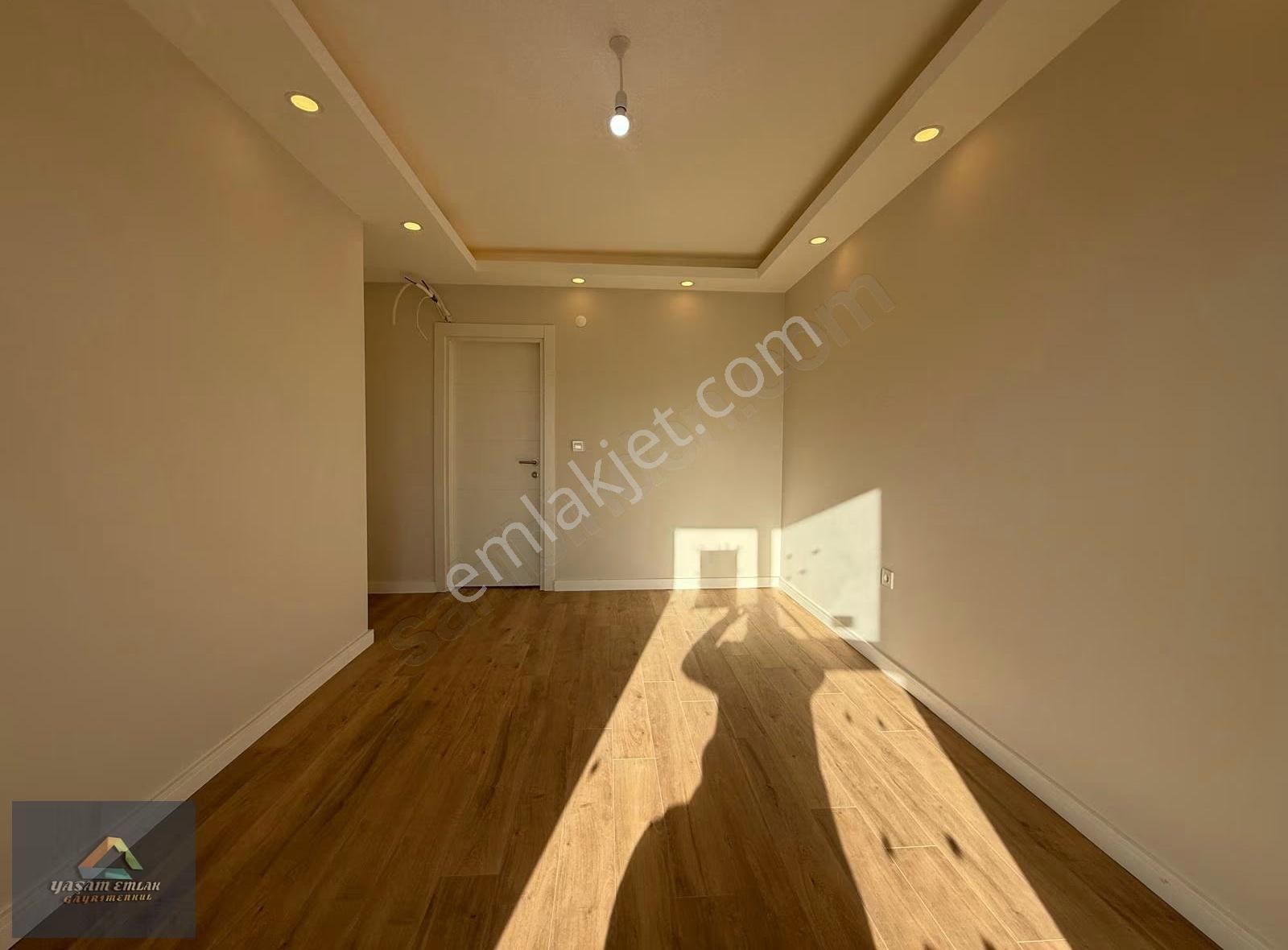 Yaşam'dan Velibaba Da Cadde Üzeri Sıfır Lüks 3+1 Kiralık Daire - Görsel 13