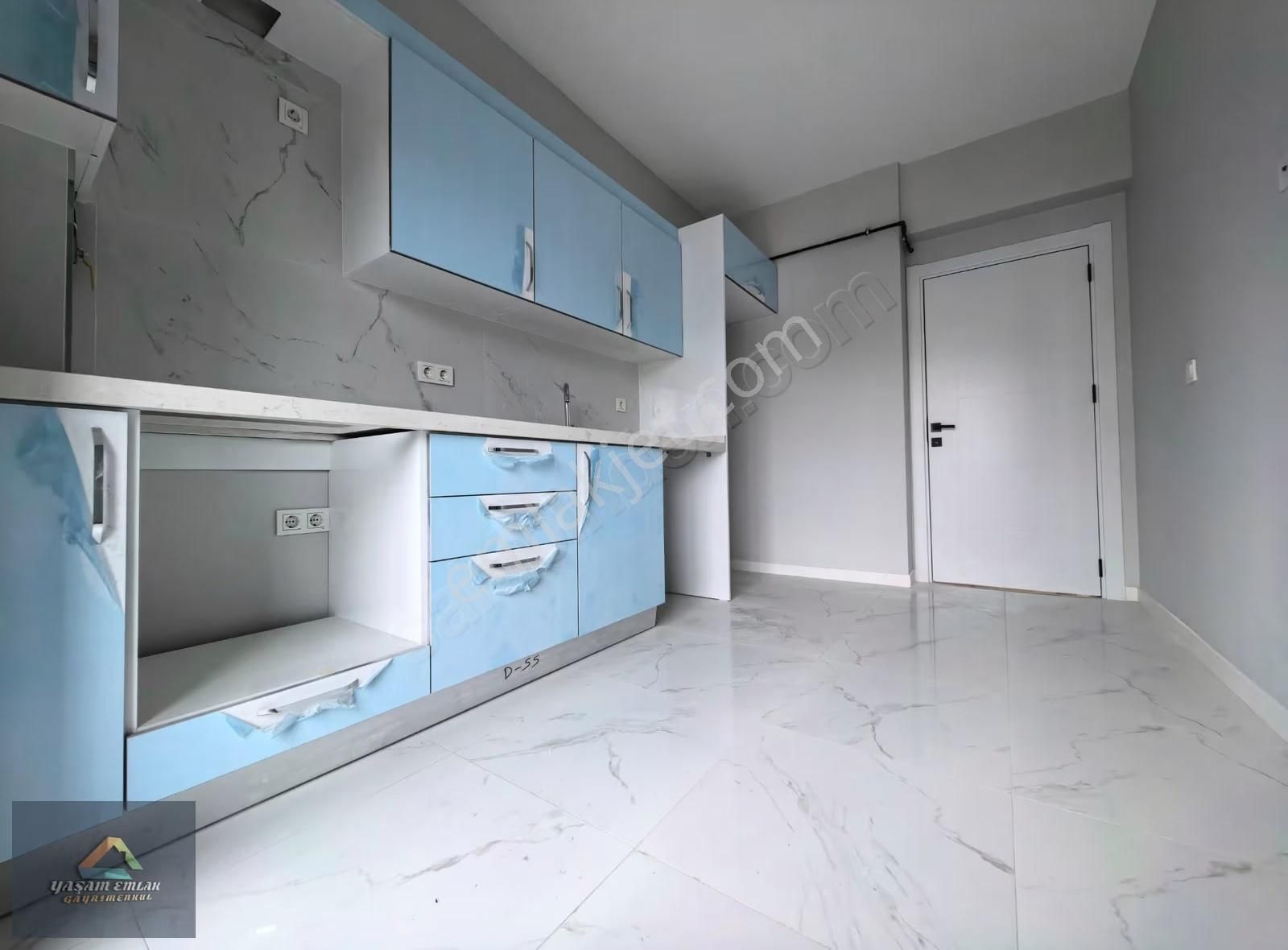 Yaşam'dan Velibaba'da Merkezi Konum Site İçi Satılık 2+1 Daire - Görsel 3