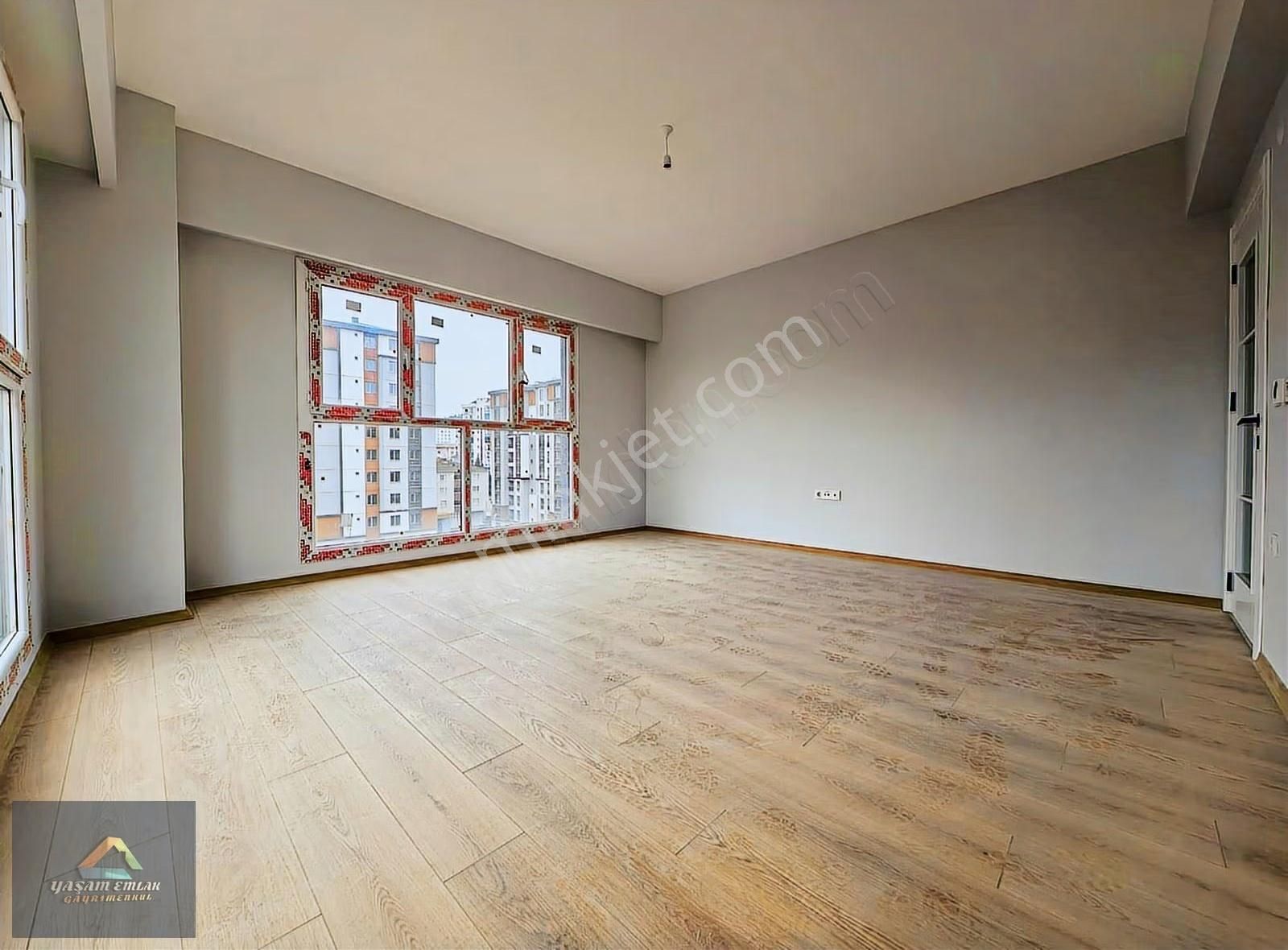 Yaşam'dan Velibaba'da Merkezi Konum Site İçi Satılık 2+1 Daire - Görsel 9