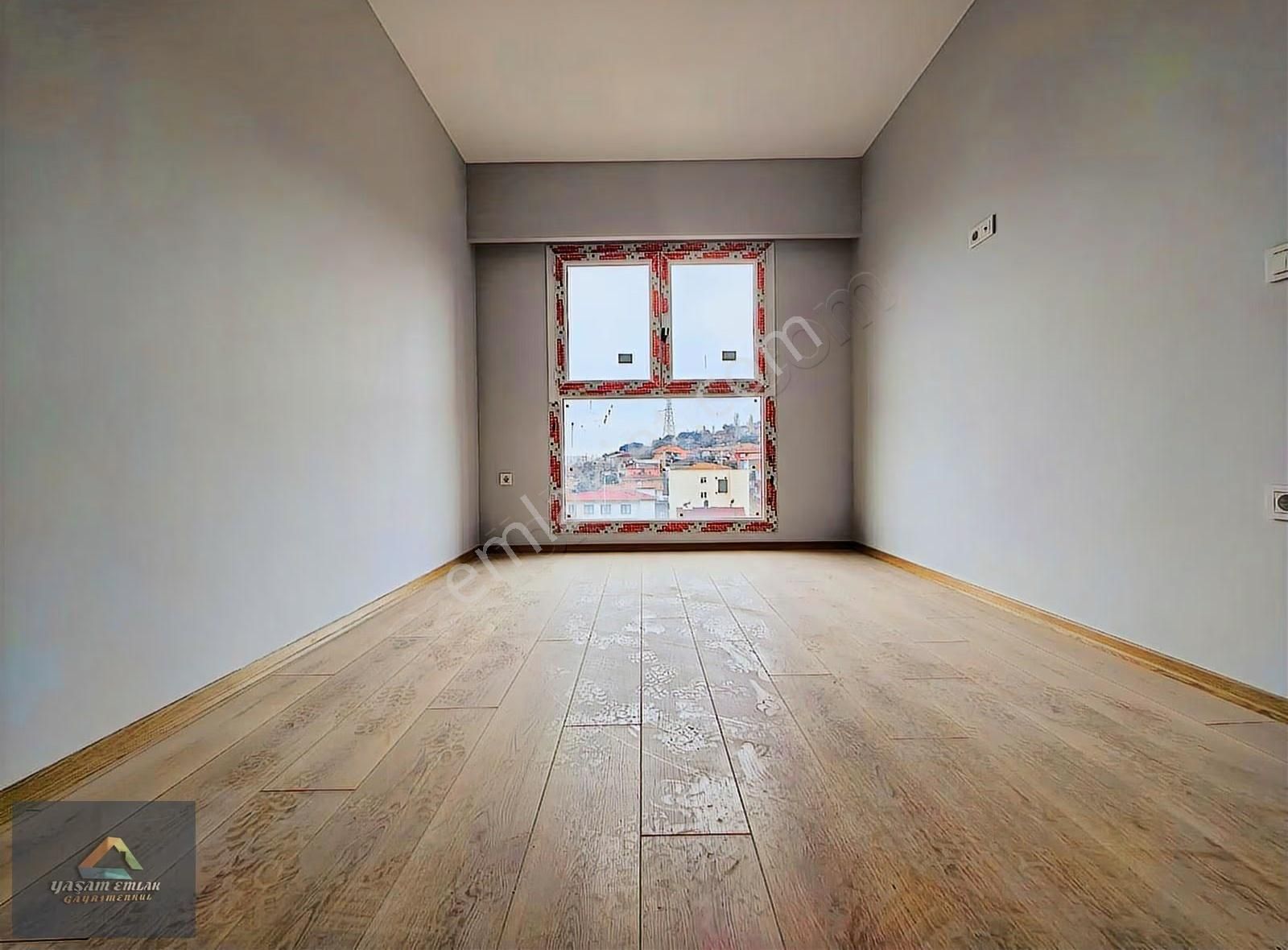 Yaşam'dan Velibaba'da Merkezi Konum Site İçi Satılık 2+1 Daire - Görsel 17