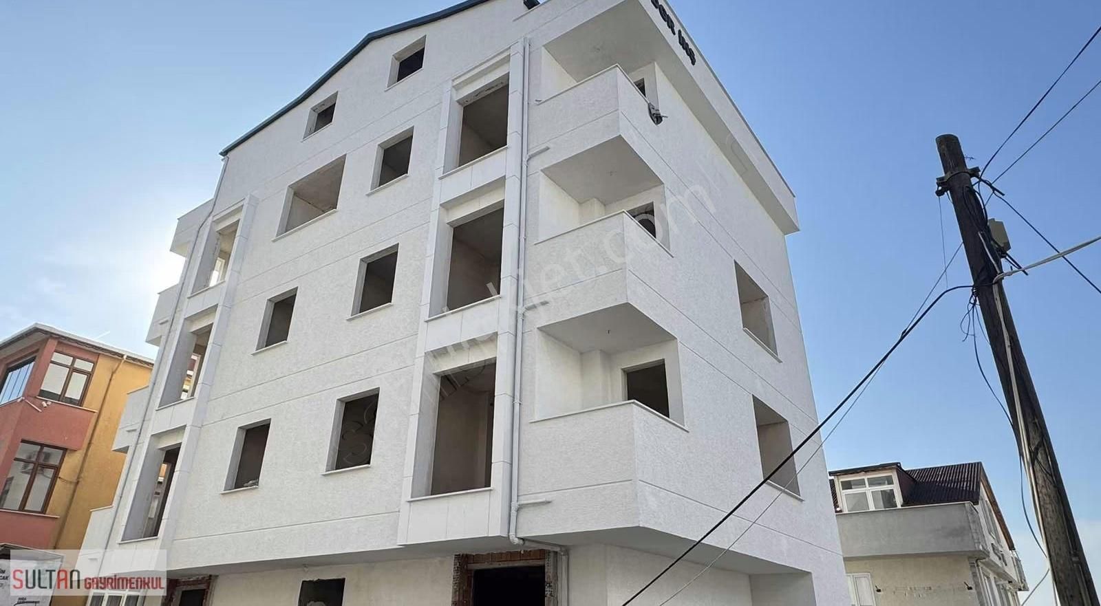 Sultan Gayrımenkul'den Bağlarbaşı Okuluna Ykn 2 + 1 Orta Kat