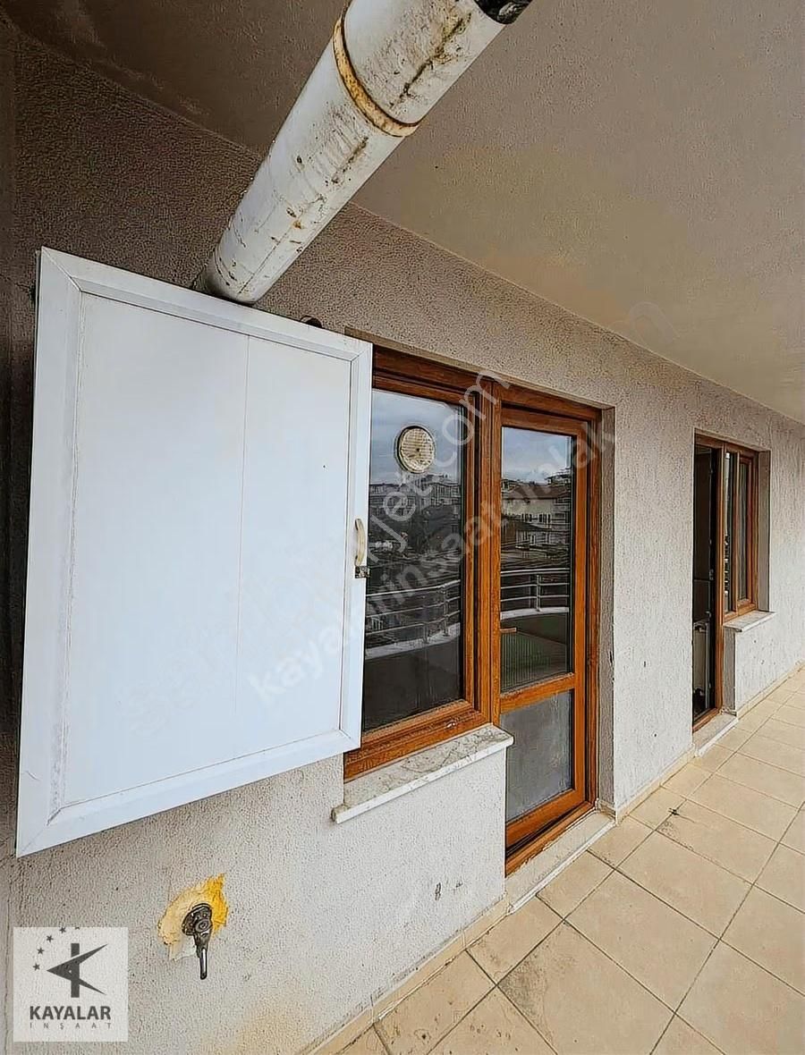 Kayalar Emlaktan İsmetpaşa Mahallesinde Kiralık 3+1 Daire - Görsel 2