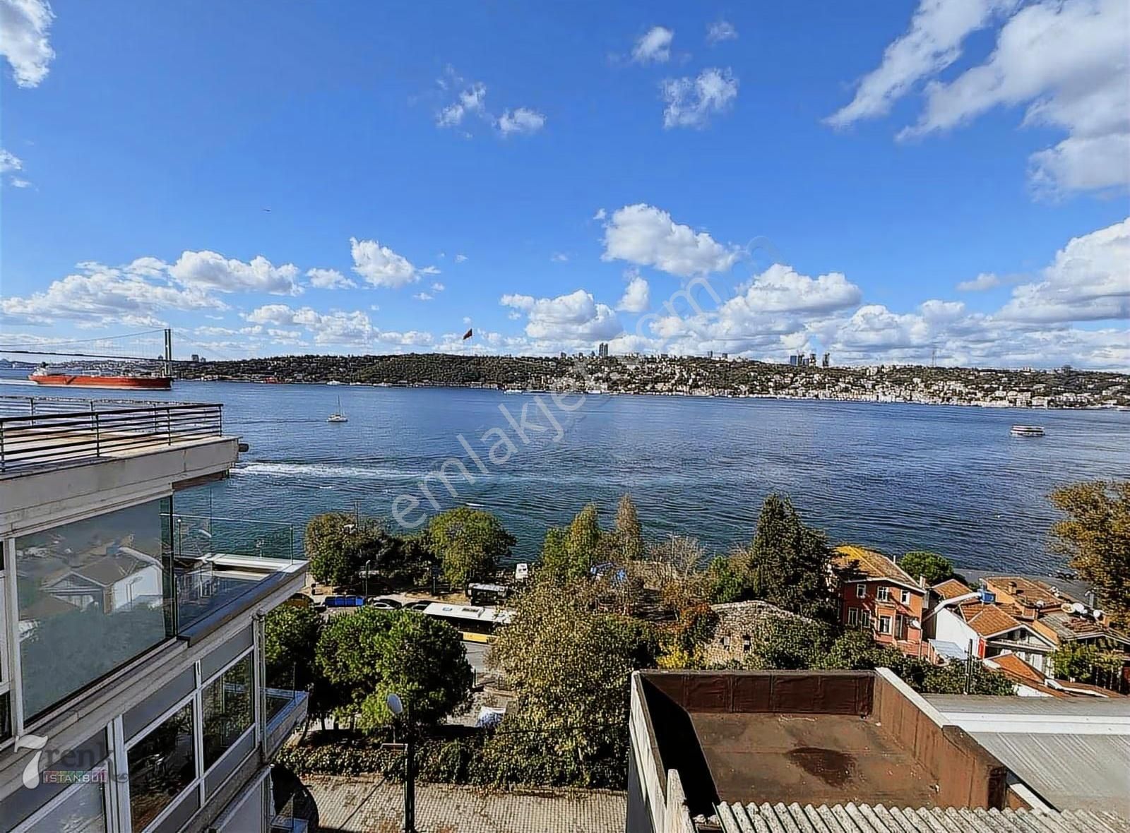 Çengelköy Sahilde Bogaz Manzaralı Satılık 100m2