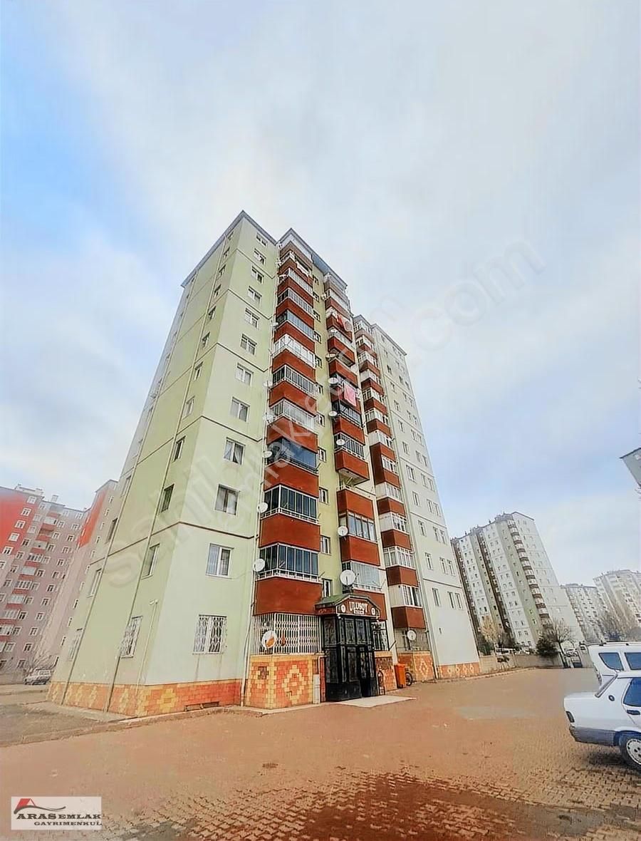 Yunusemre Mah.satılık 3+1 Kombili Daire