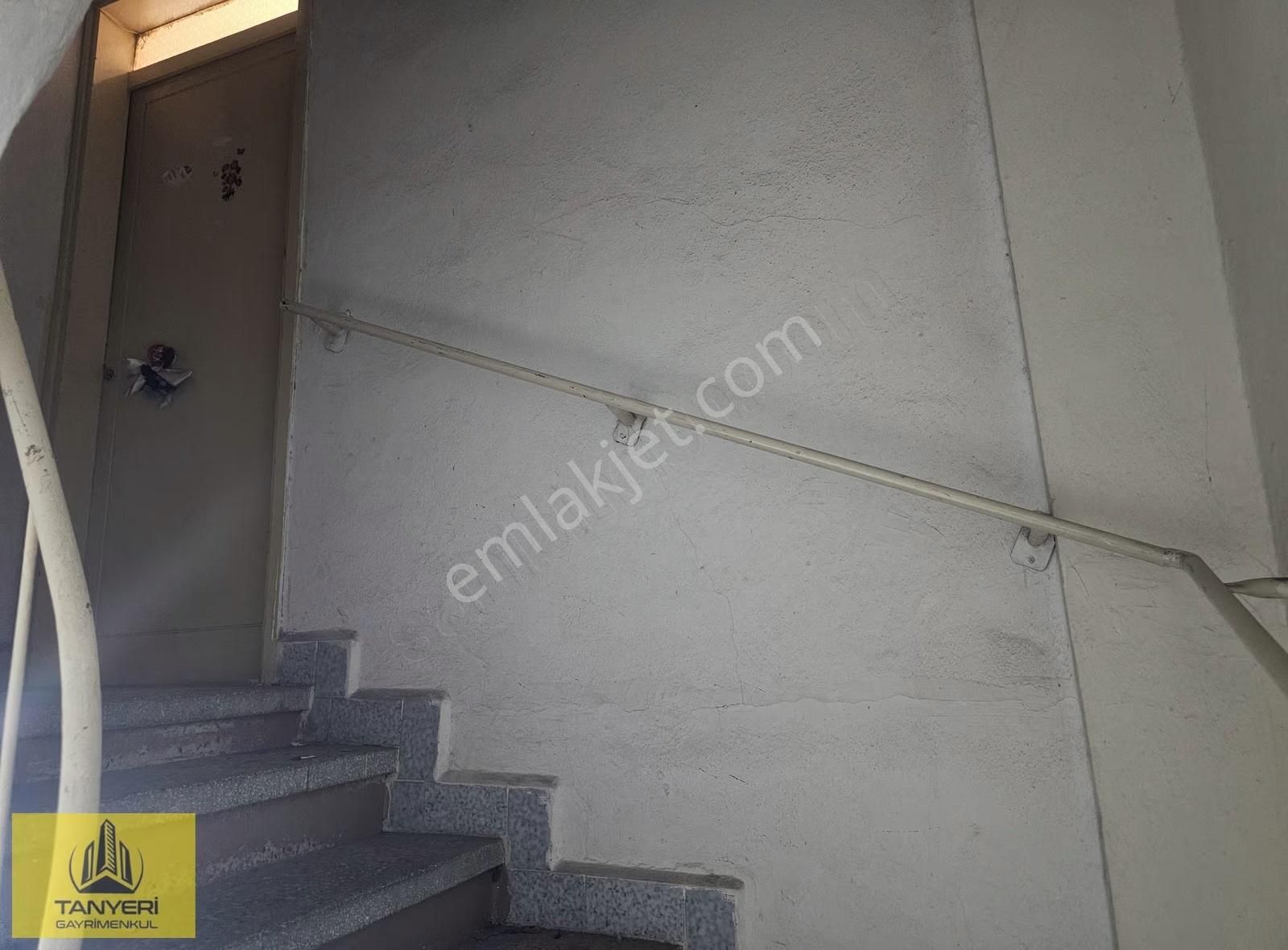 Çanakkalenin En İşlek Caddesi Demircioğlunda Kiralık Daire - Görsel 18