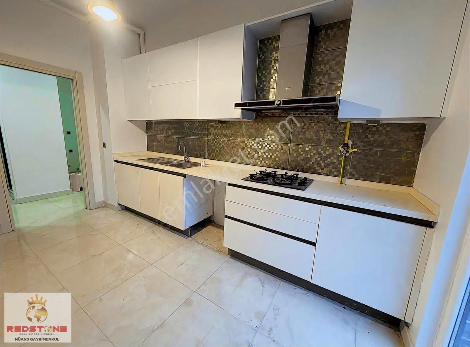 Emlak Konut Ayazma Evleri Bahçe Kat 3+1 Boş Satılık Daire - Görsel 9