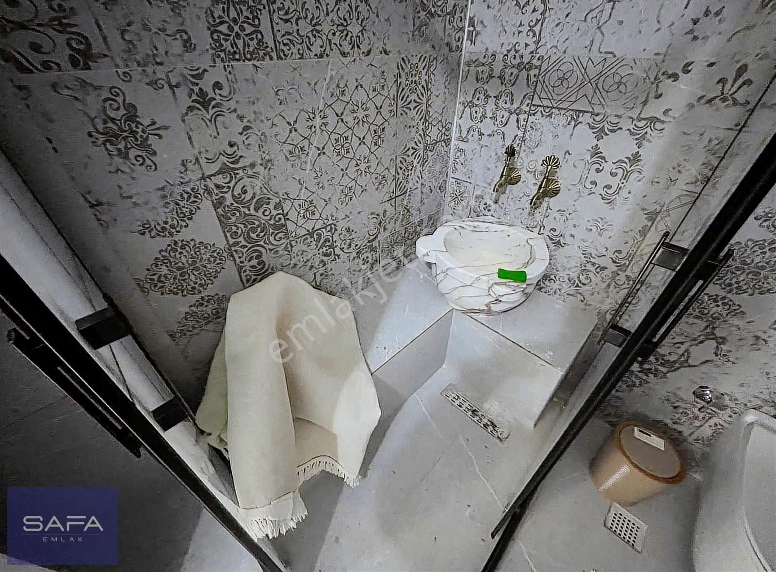 Safa Emlak'tan Güneşlide Satılık Lüks Villa - Görsel 14