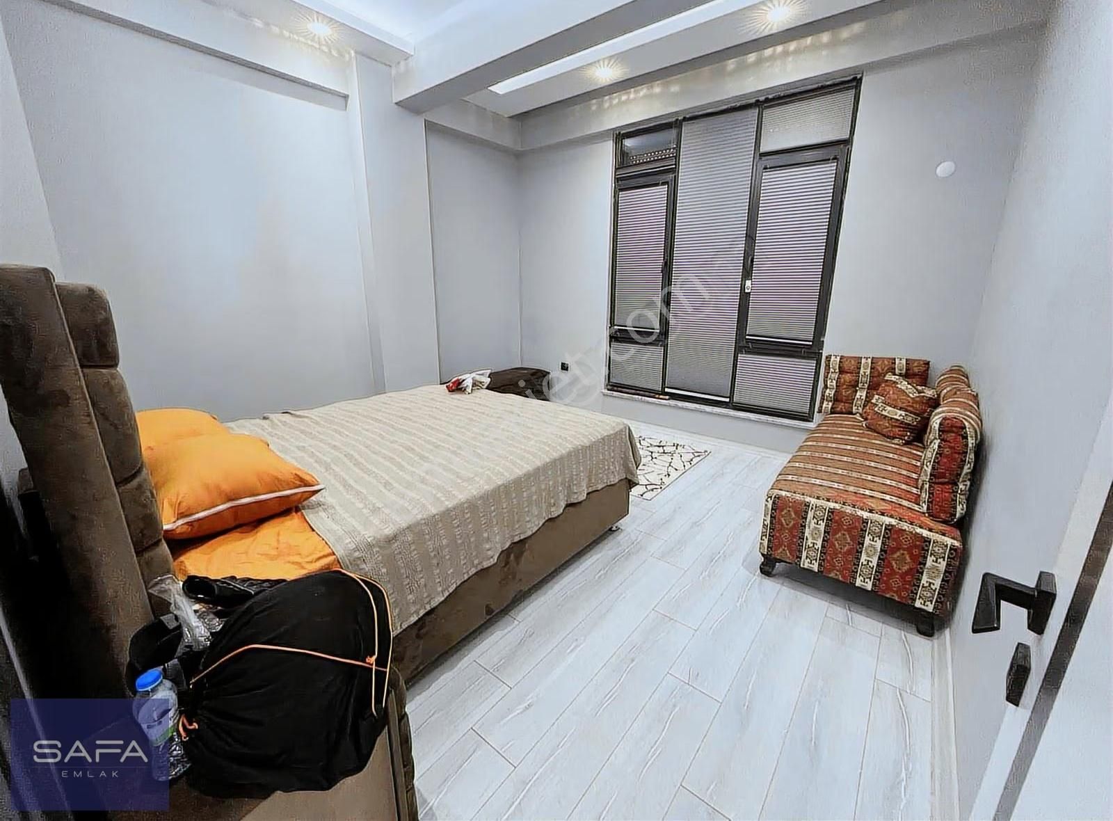 Safa Emlak'tan Güneşlide Satılık Lüks Villa - Görsel 3