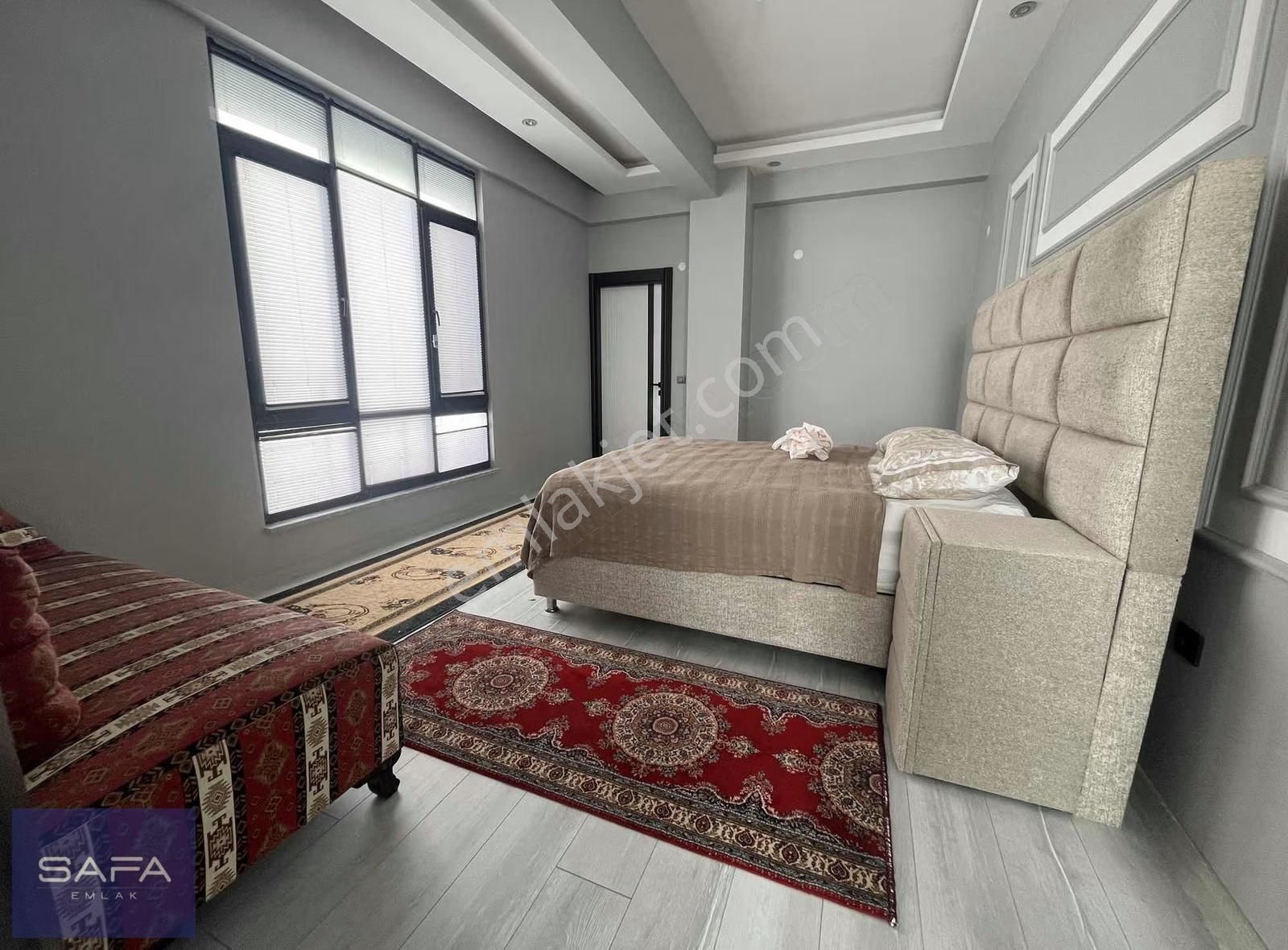 Safa Emlak'tan Güneşlide Satılık Lüks Villa - Görsel 12