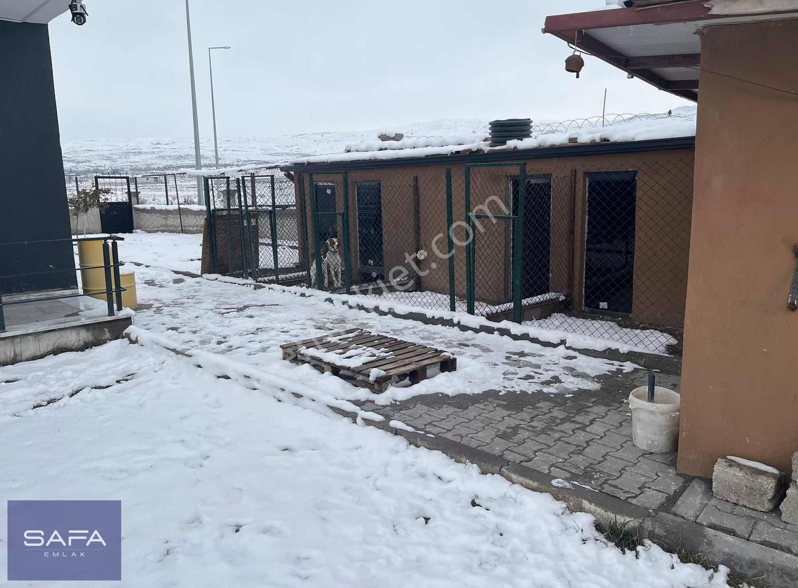 Safa Emlak'tan Güneşlide Satılık Lüks Villa - Görsel 26