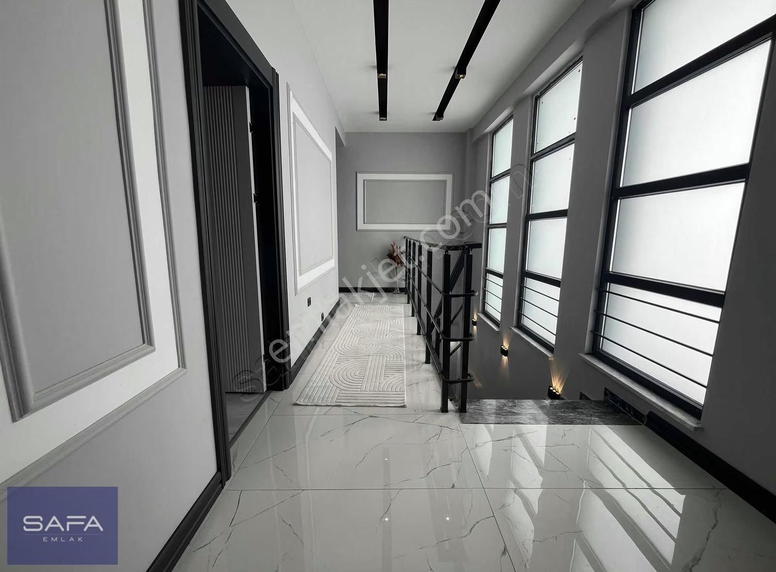 Safa Emlak'tan Güneşlide Satılık Lüks Villa - Görsel 2