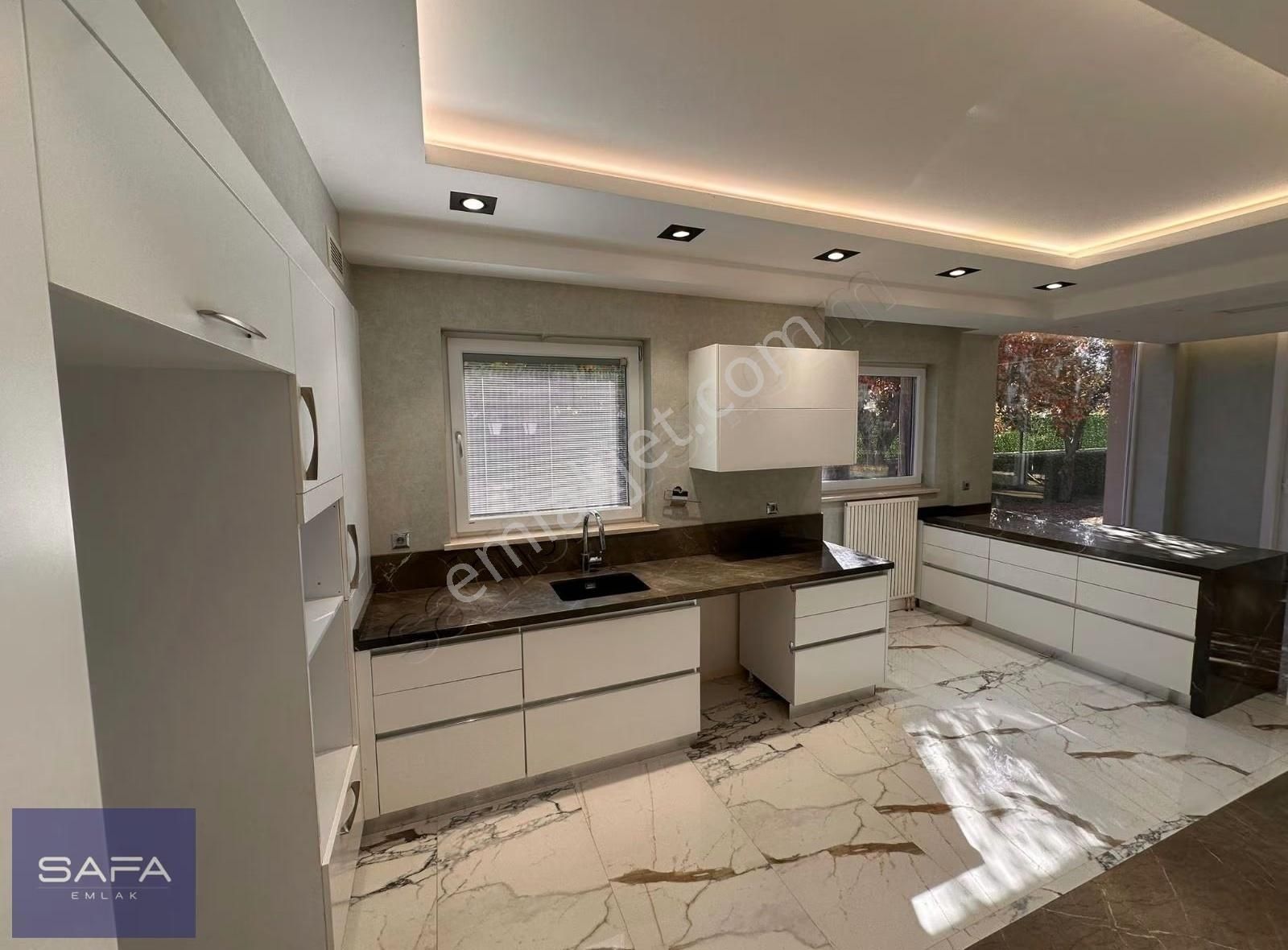 Erenköy Çay Bağlarında Site İçerisinde Satılık Villa - Görsel 13