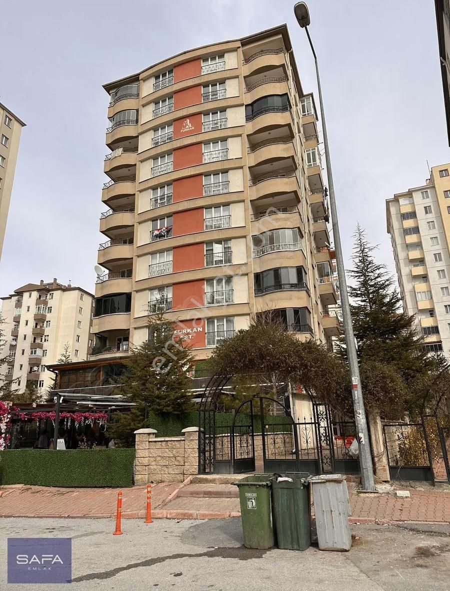 Safa Emlaktan Jandarma Karşısı Kombili Satılık Daire