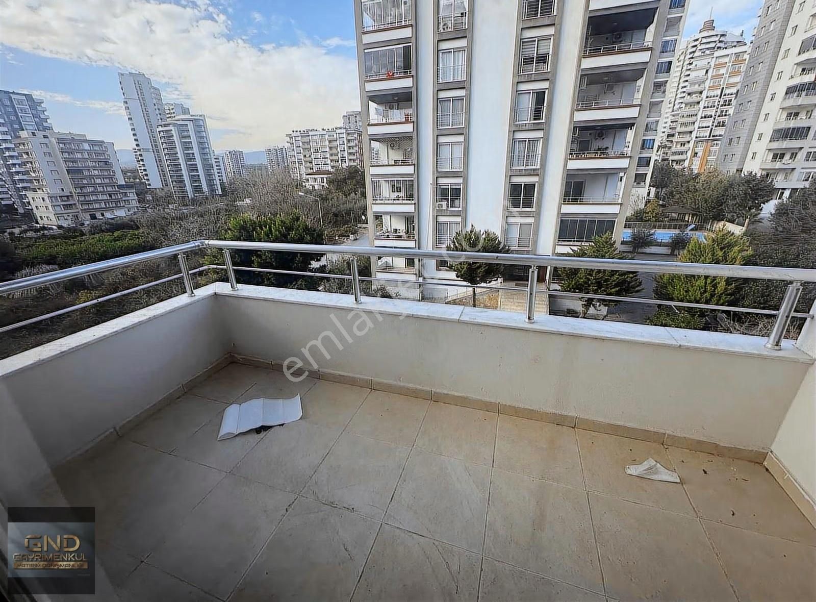 Gnd'den Üniversite Caddesi'nde Satılık Eşyalı 2+1 Daire - Görsel 3