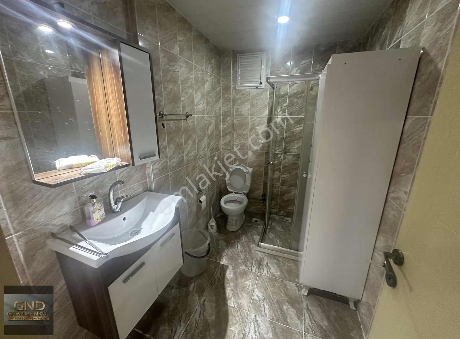 Gnd'den Üniversite Caddesinde Eşyalı Kiralık 3 Cepheli 1+1 Daire - Görsel 6