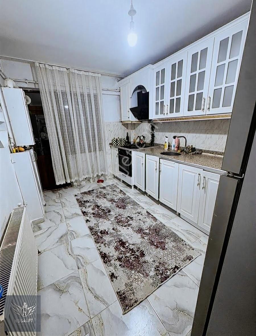 Sayın Sitesinde Kiralık 2+1 Eşyalı Kiralık Daire - Görsel 2