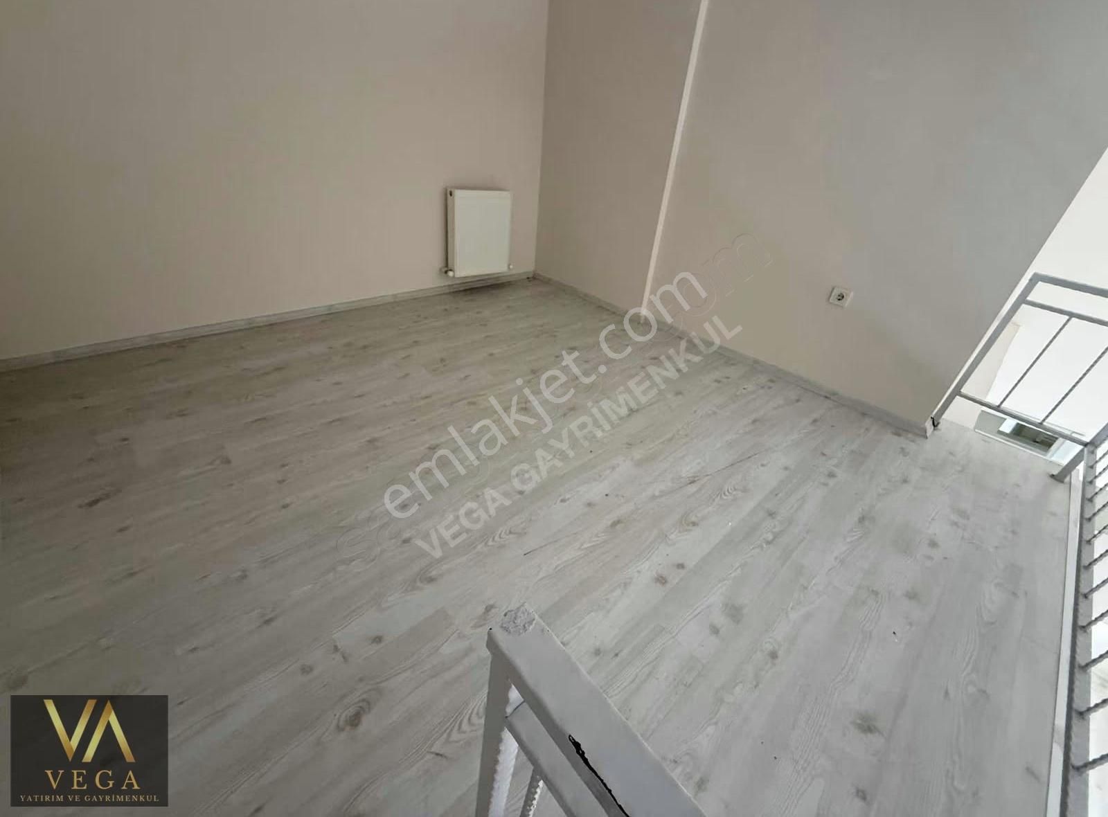 Muradıye Mah Loft 1+1 Geniş Satılık Daire - Görsel 9