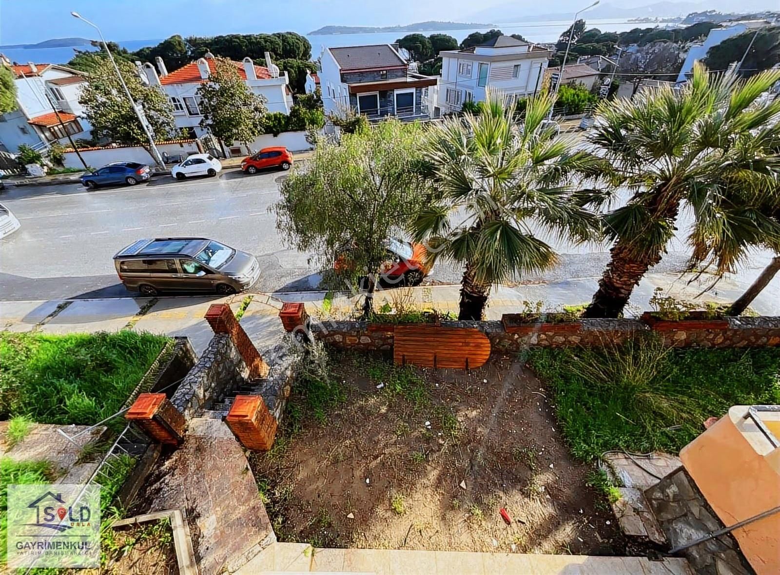 Urla İskele Müthiş Lokasyon Full Deniz Manzaralı Satılık Villa - Görsel 2