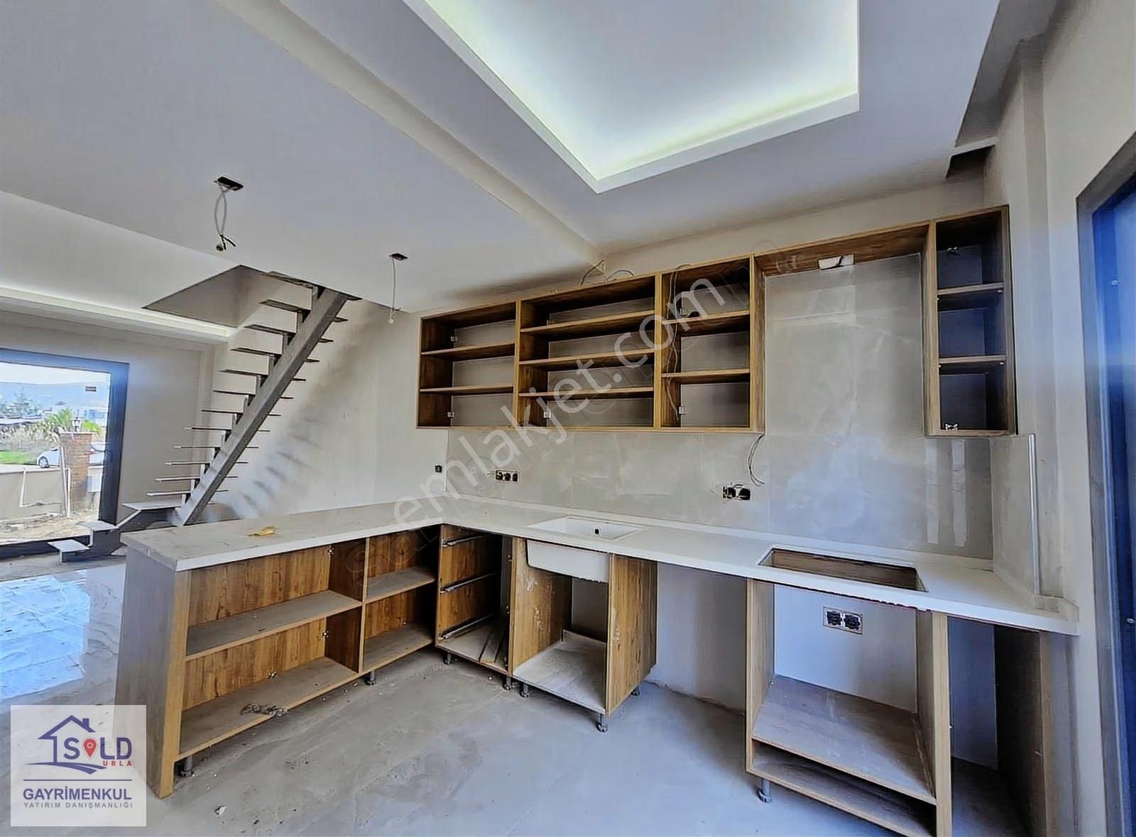 Urla Atatürk Mahallesi'nde 3+1 Satılık Villa - Görsel 8