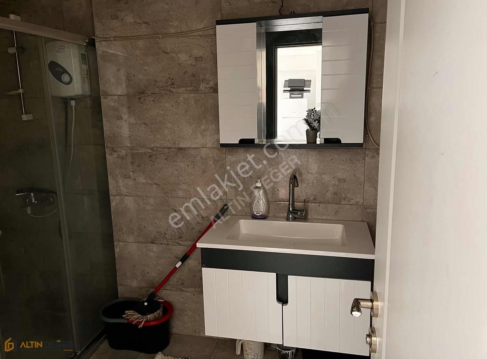 Devlet Hastanesi Karşısında Kiralık 1+0 - Görsel 11