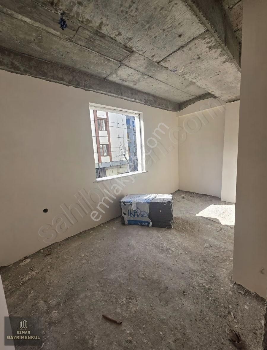 Avcılar Merkezi Konumunda Sıfır Bina Balkonlu1+1 Satılık Daire - Görsel 4
