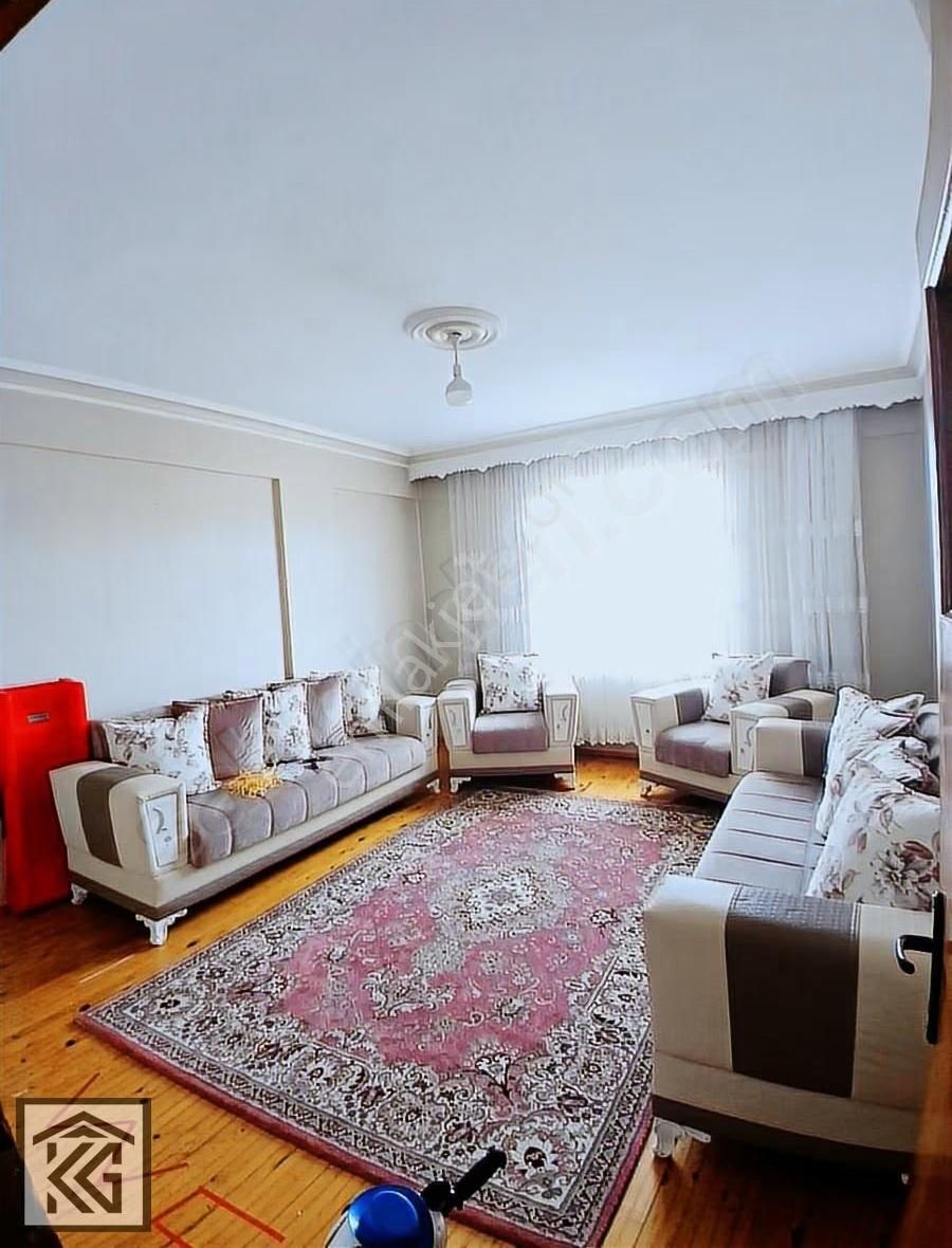 Kocalar'dan Ali Ulvi Caddesi Keçeciler Pazarı Yakını Geniş 3+1 - Görsel 27