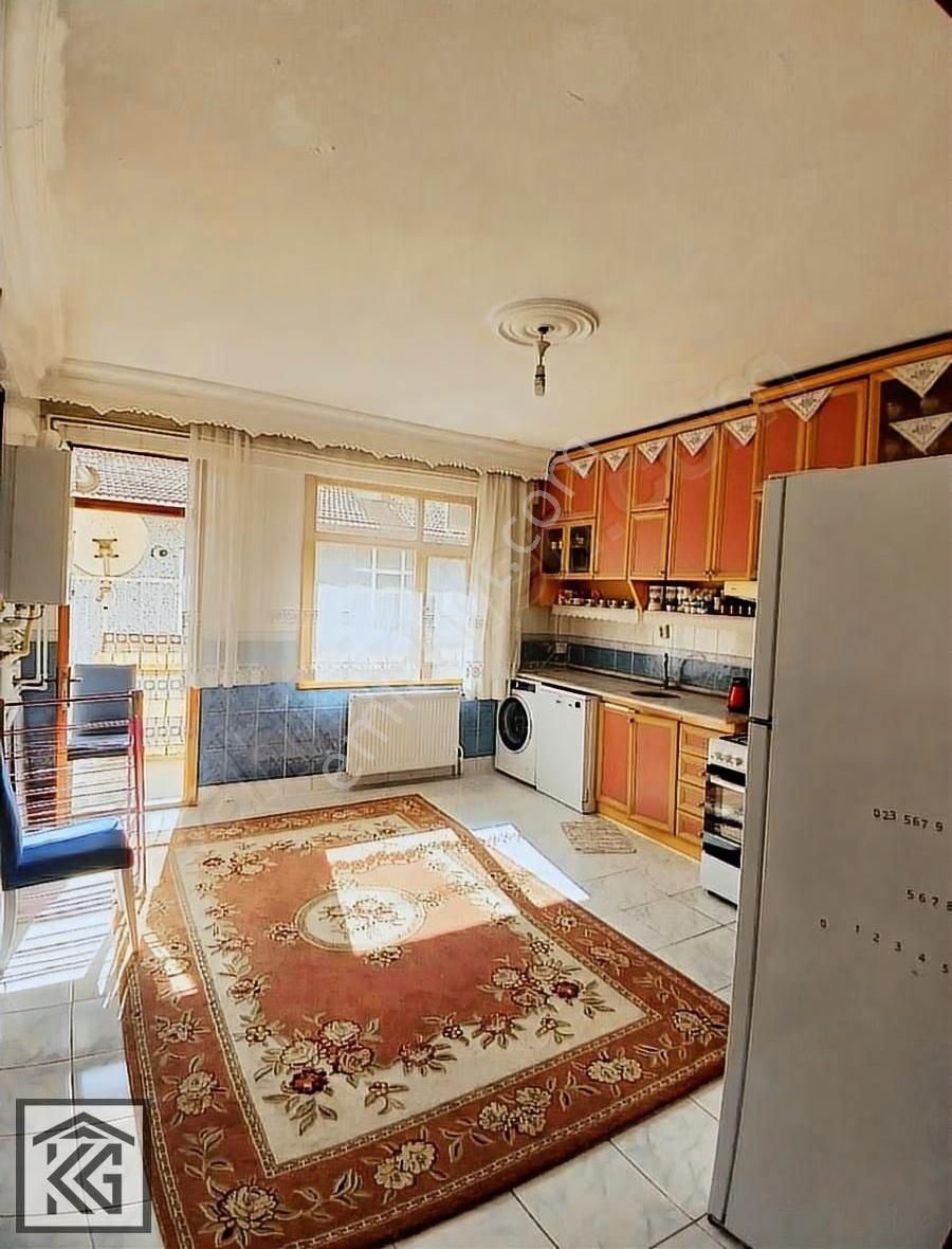 Kocalar'dan Ali Ulvi Caddesi Keçeciler Pazarı Yakını Geniş 3+1 - Görsel 20