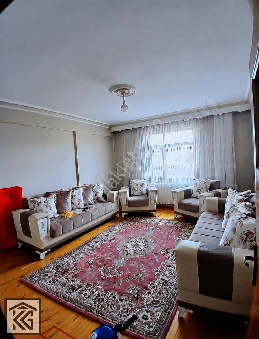 Kocalar'dan Ali Ulvi Caddesi Keçeciler Pazarı Yakını Geniş 3+1 - Görsel 11