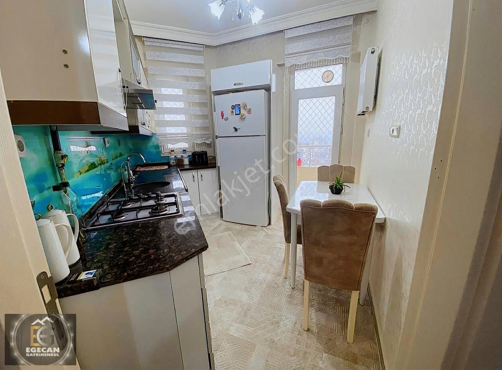 Beyoğlu Konakları'nda Tramvaya Yakın, Bakımlı 2+1 Daire - Görsel 18