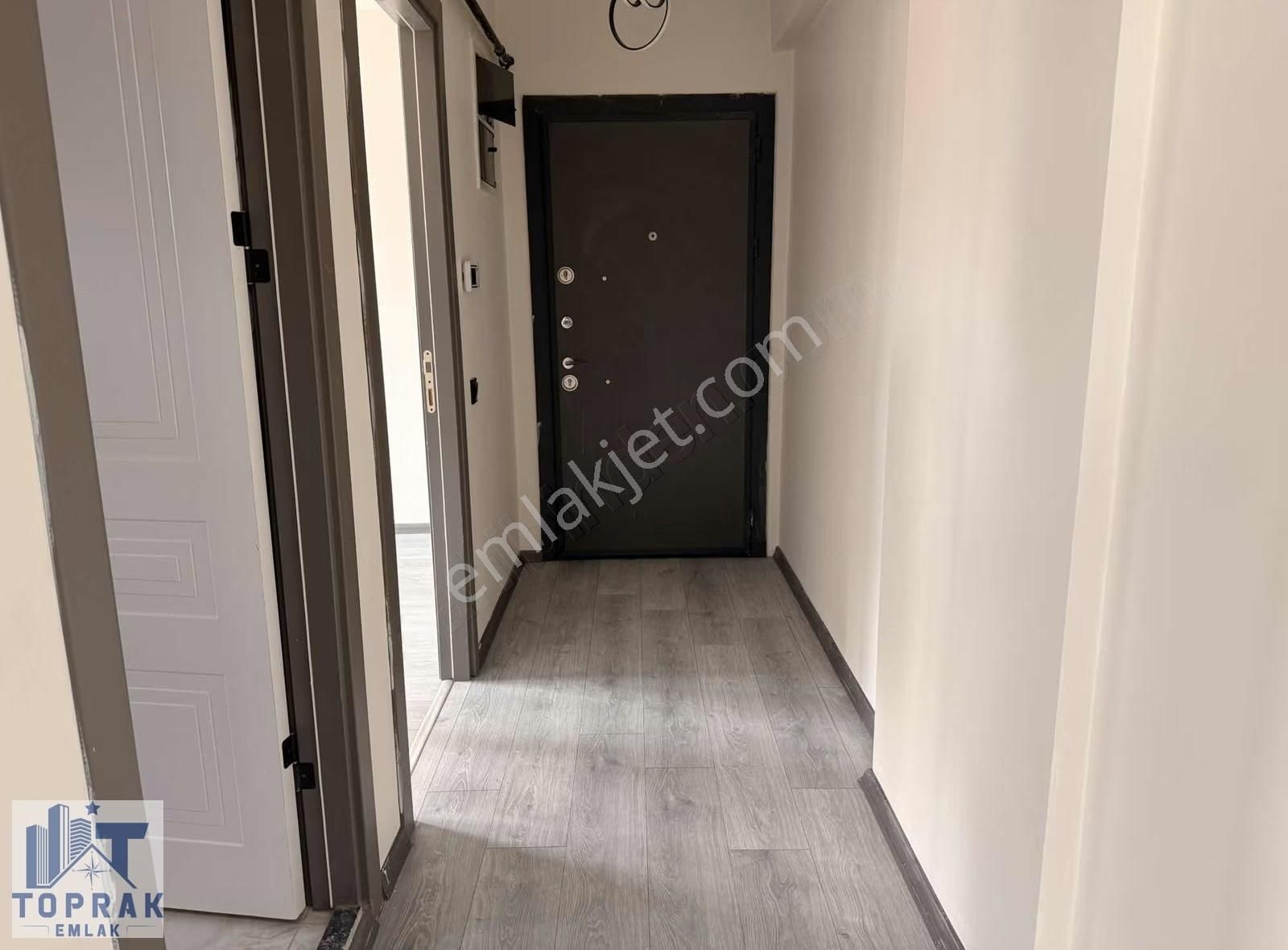 Toprak Emlaktan Yeşiltepe Mah.de Anadolu Ünv. Yakını Kiralık 1+1 - Görsel 3