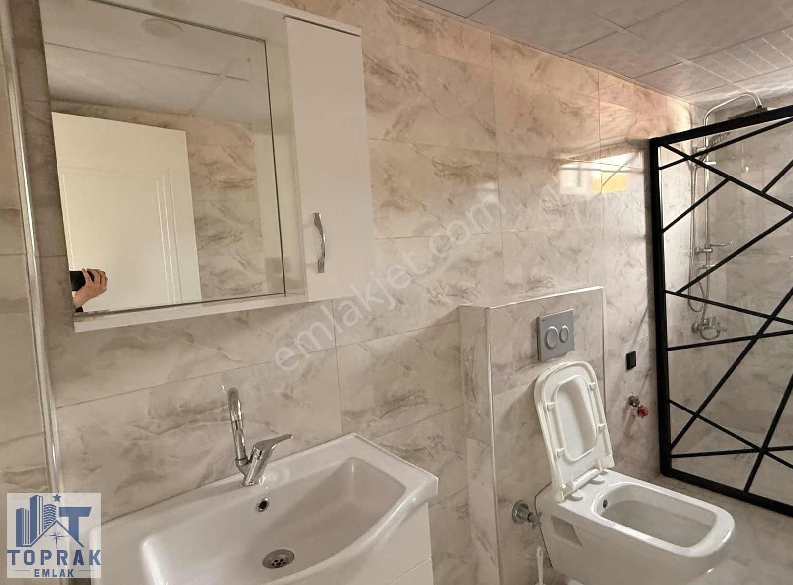 Toprak Emlaktan Yeşiltepe Mah.de Anadolu Ünv. Yakını Kiralık 1+1 - Görsel 5