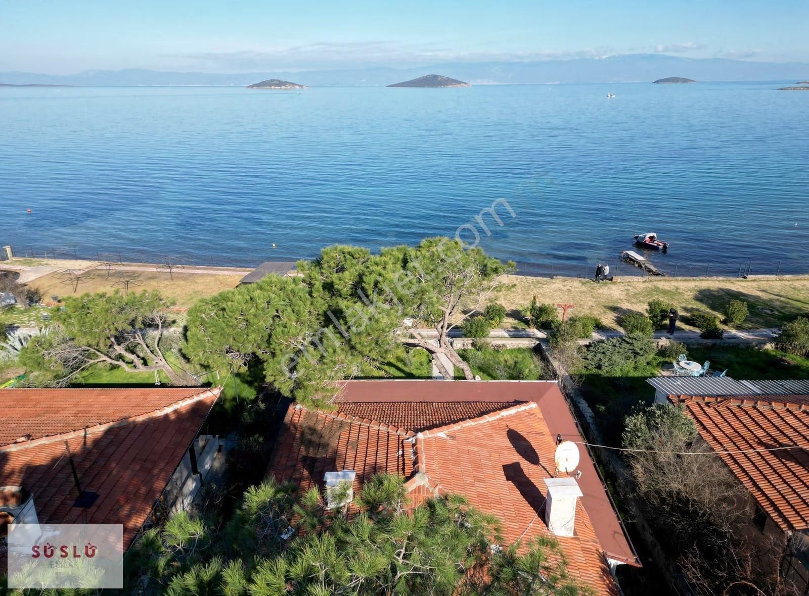 Ayvalık Aliçetinkaya Mh. Denize Sıfır Satılık 3+1 Villa - Görsel 4