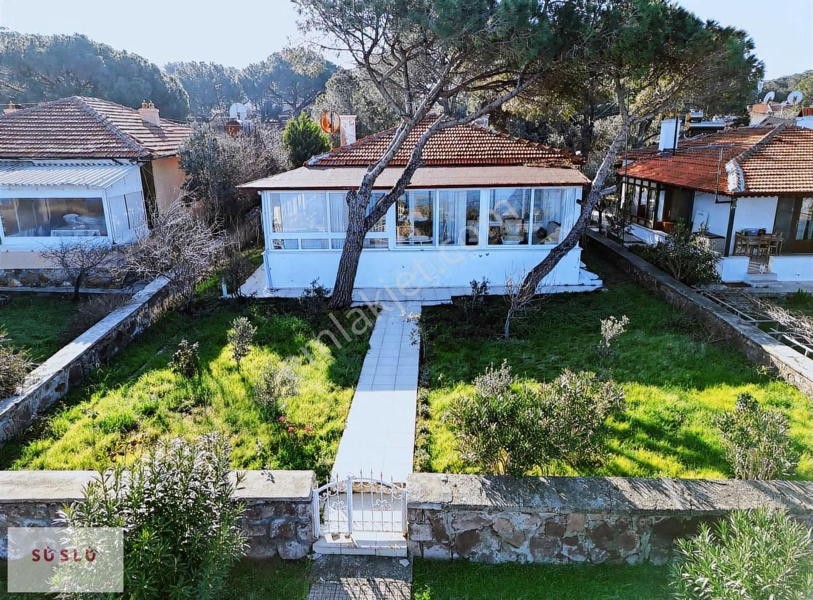 Ayvalık Aliçetinkaya Mh. Denize Sıfır Satılık 3+1 Villa - Görsel 11