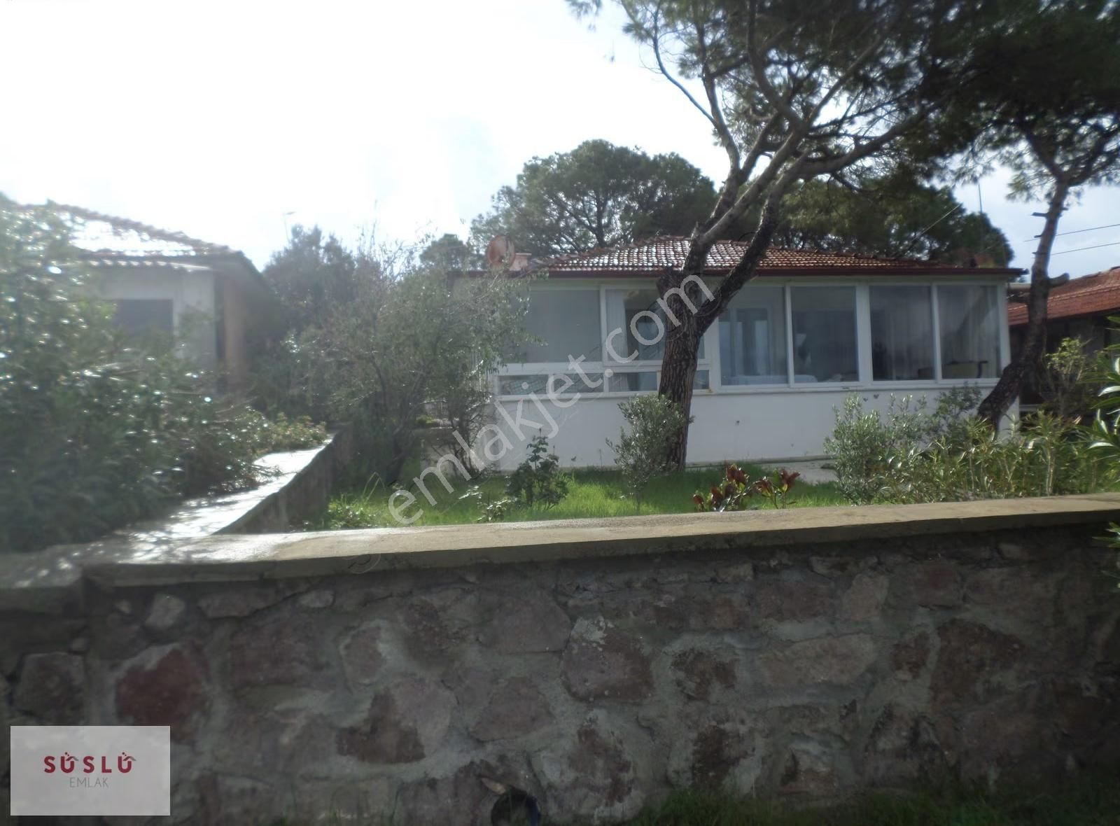 Ayvalık Aliçetinkaya Mh. Denize Sıfır Satılık 3+1 Villa - Görsel 5