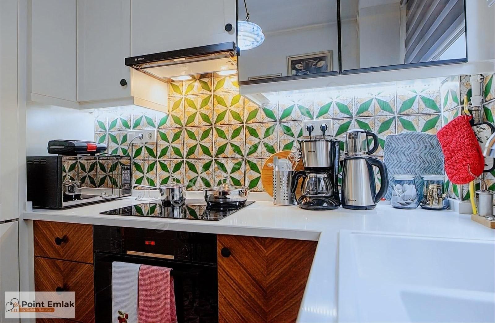 Istiklal Caddesi'ne Adım Mesafede, Tarihi Binada Kiralık Daire - Görsel 21