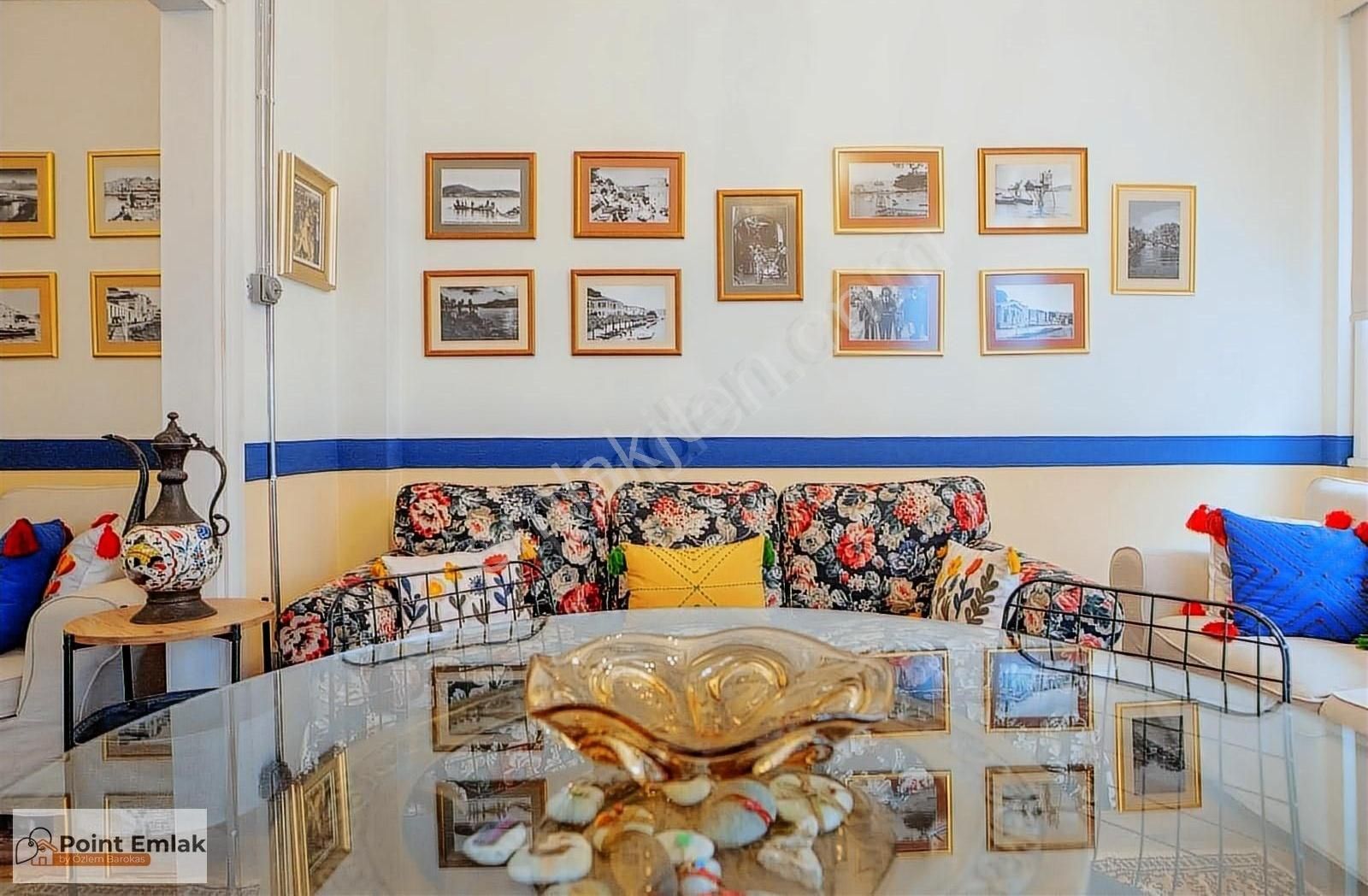 Istiklal Caddesi'ne Adım Mesafede, Tarihi Binada Kiralık Daire - Görsel 27